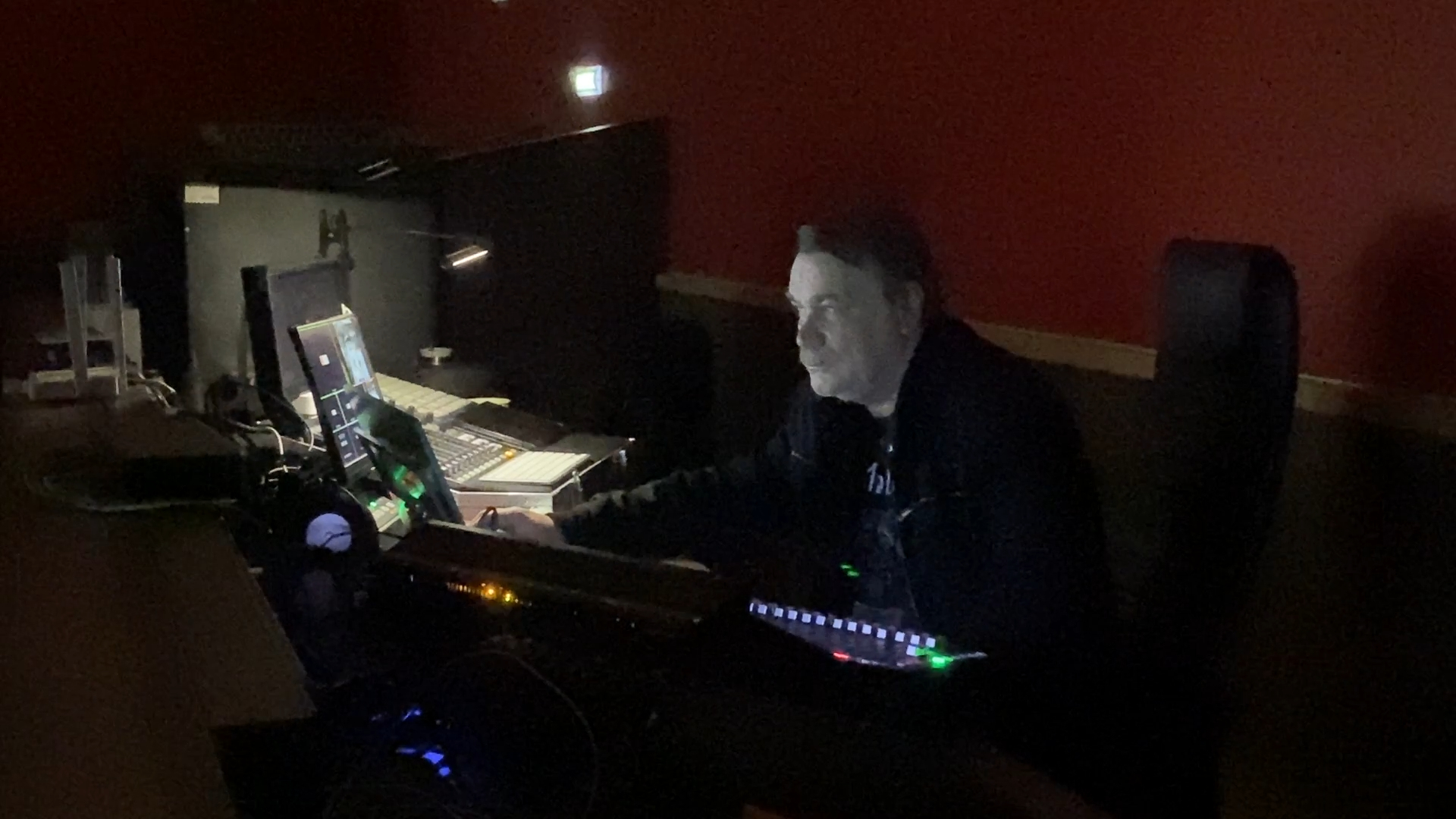 кинопоказ, дворец культуры власиха, 1 мая, праздник весны и труда, власиха дк,