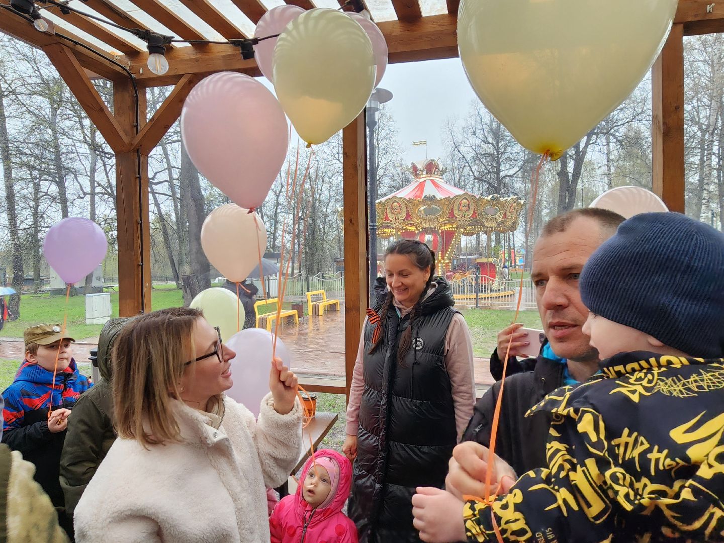 сергиев посад, парк скитские пруды, парад семей, 1 мая,