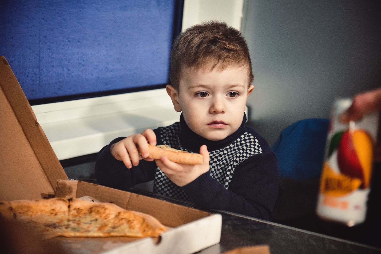 река, навигация, теплоход,