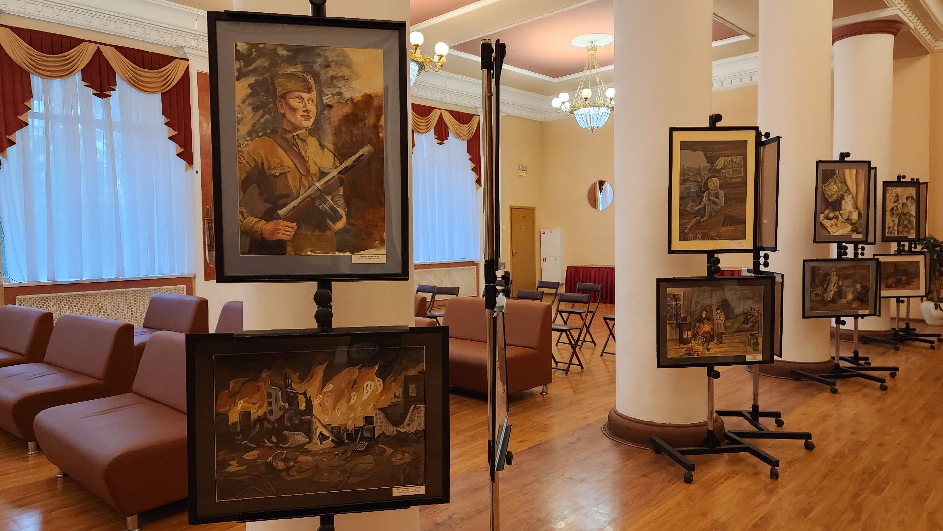 пушкино,  экспозиция, великая отечественная война, 80-летие великой победы, картины, художественная выставка, художественная школа, патриотизм, история,