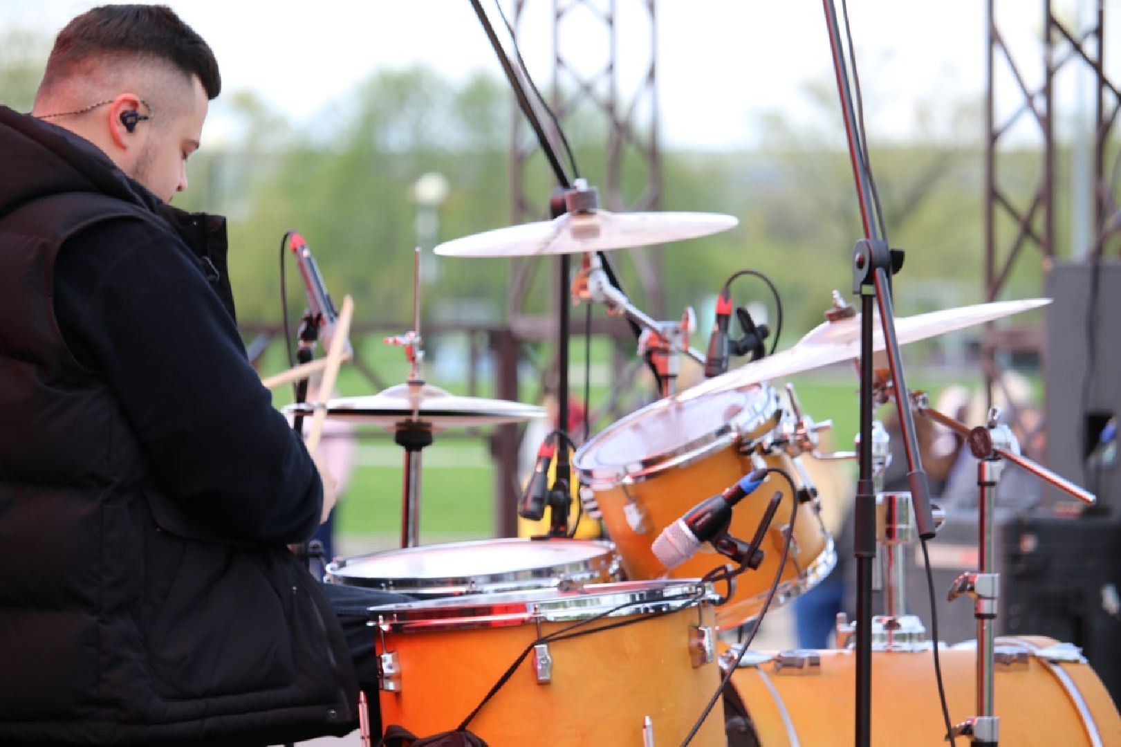 Серебряные Пруды, парк, на одной волне