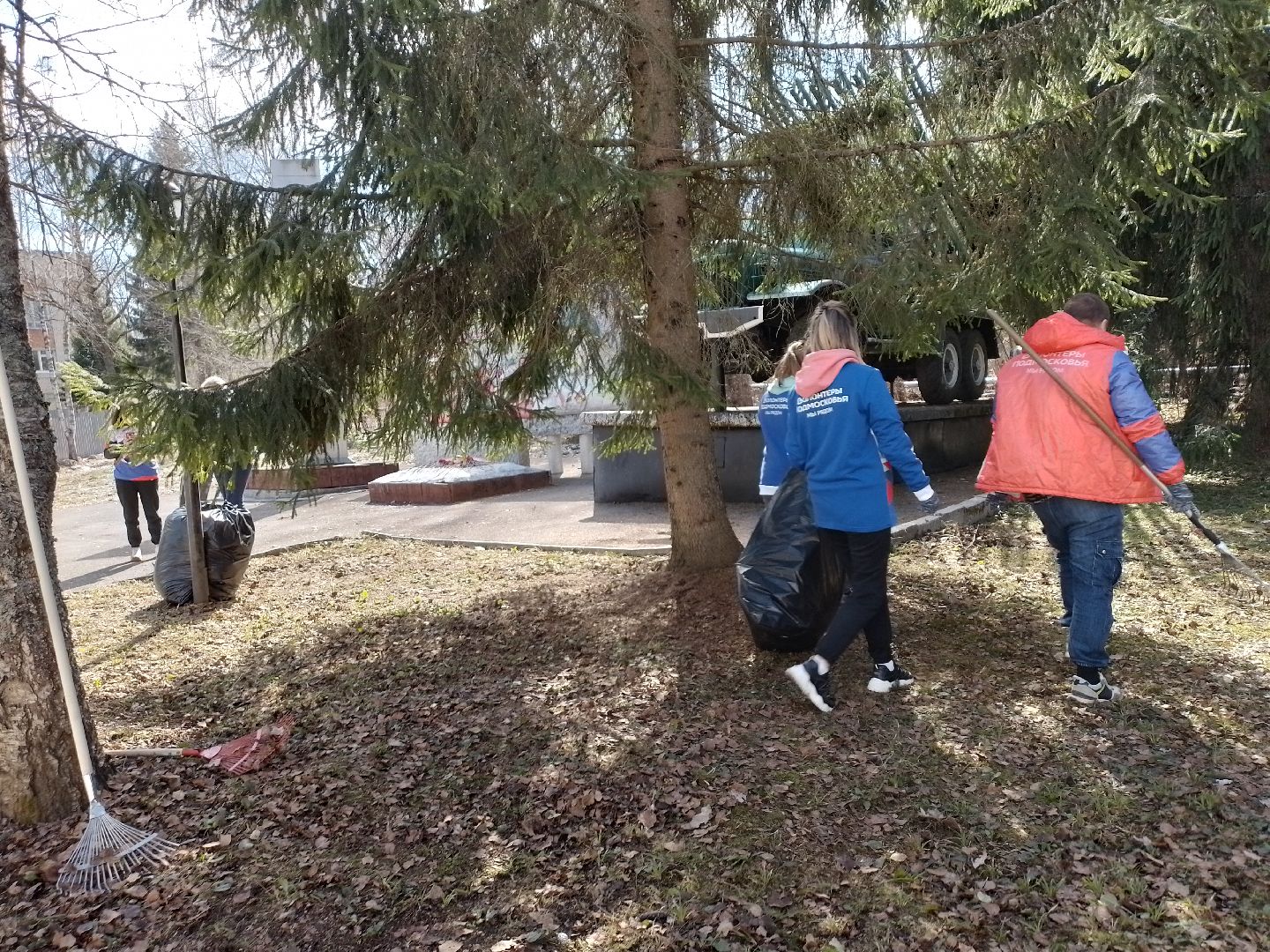 памятник, волонтеры, благоустройсво, городской округ восход,