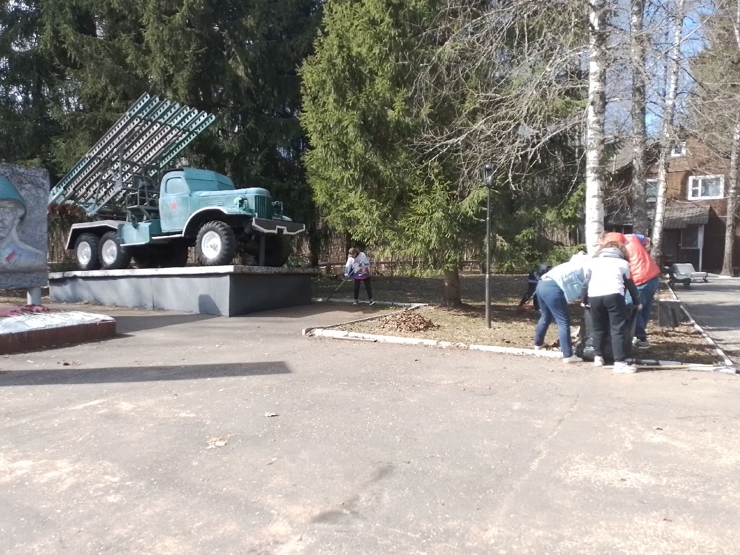 памятник, волонтеры, благоустройсво, городской округ восход,