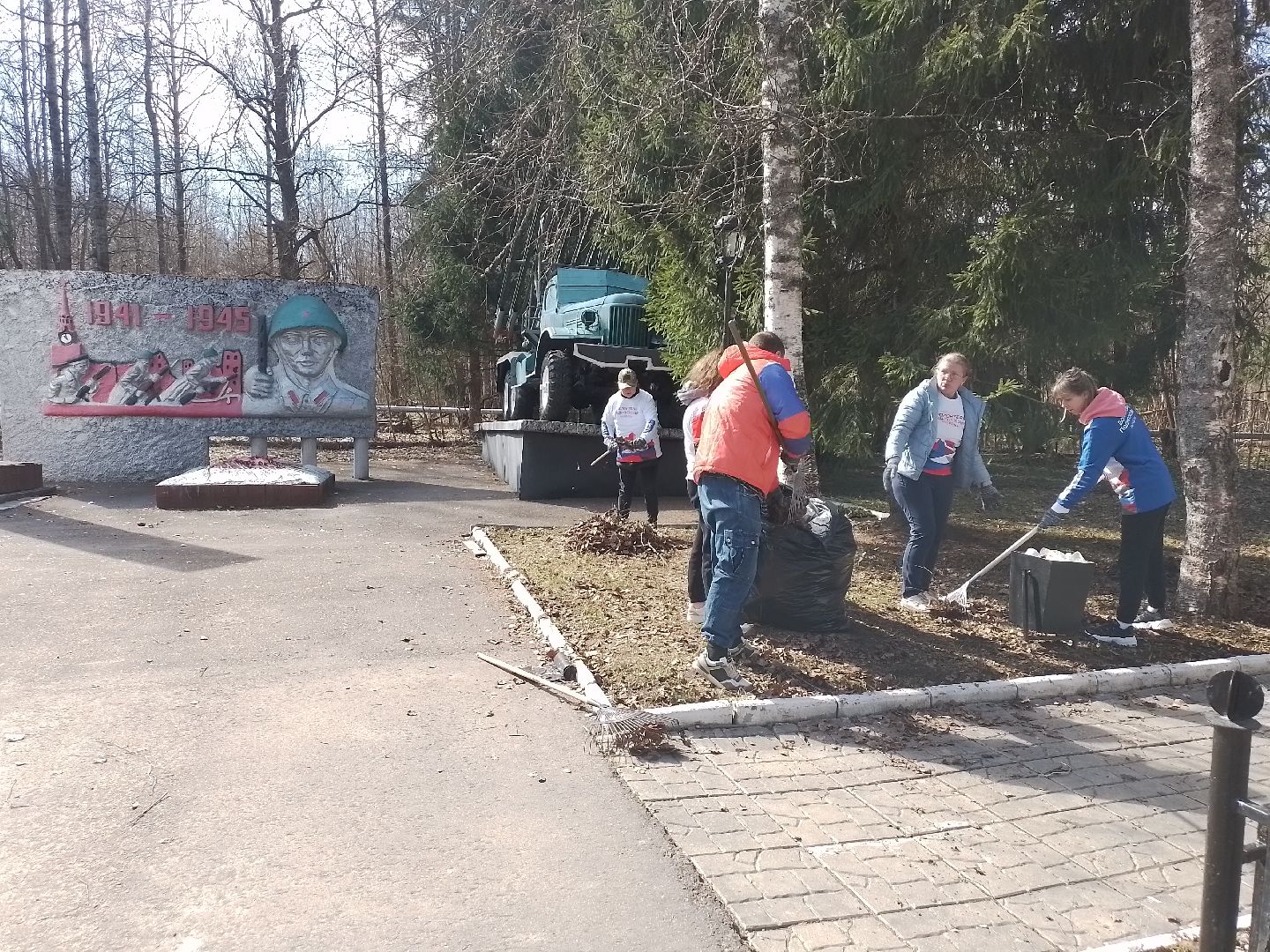 памятник, волонтеры, благоустройсво, городской округ восход,