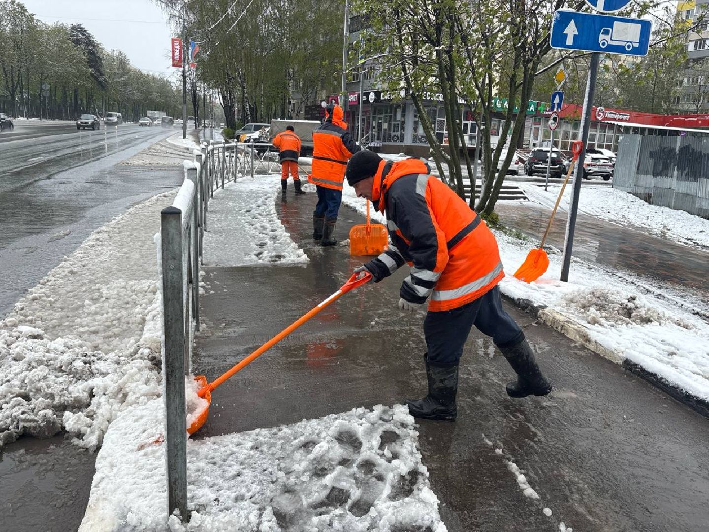 пушкино, снегопад, коммунальная служба,коммунальная техника,