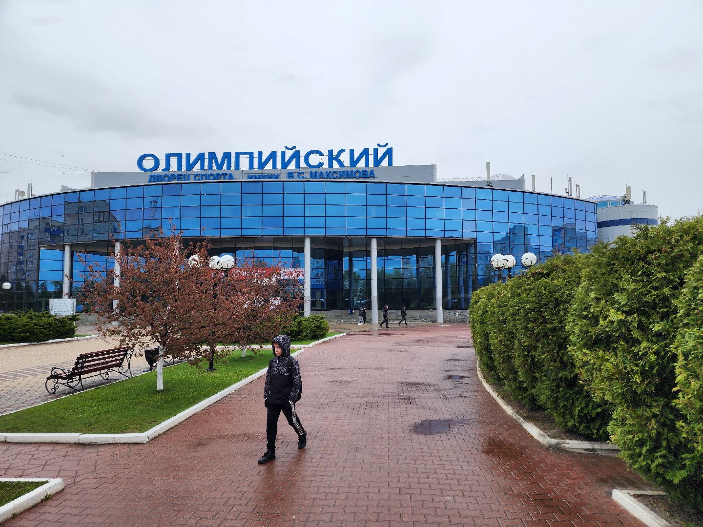 Чехов, дворец спорта олимпийский, первенство России по боксу, юниоры и юниорки, разные весовые категории, соревнования, состязания, 17-18 лет, Денис Лебедев, Александр Поветкин,