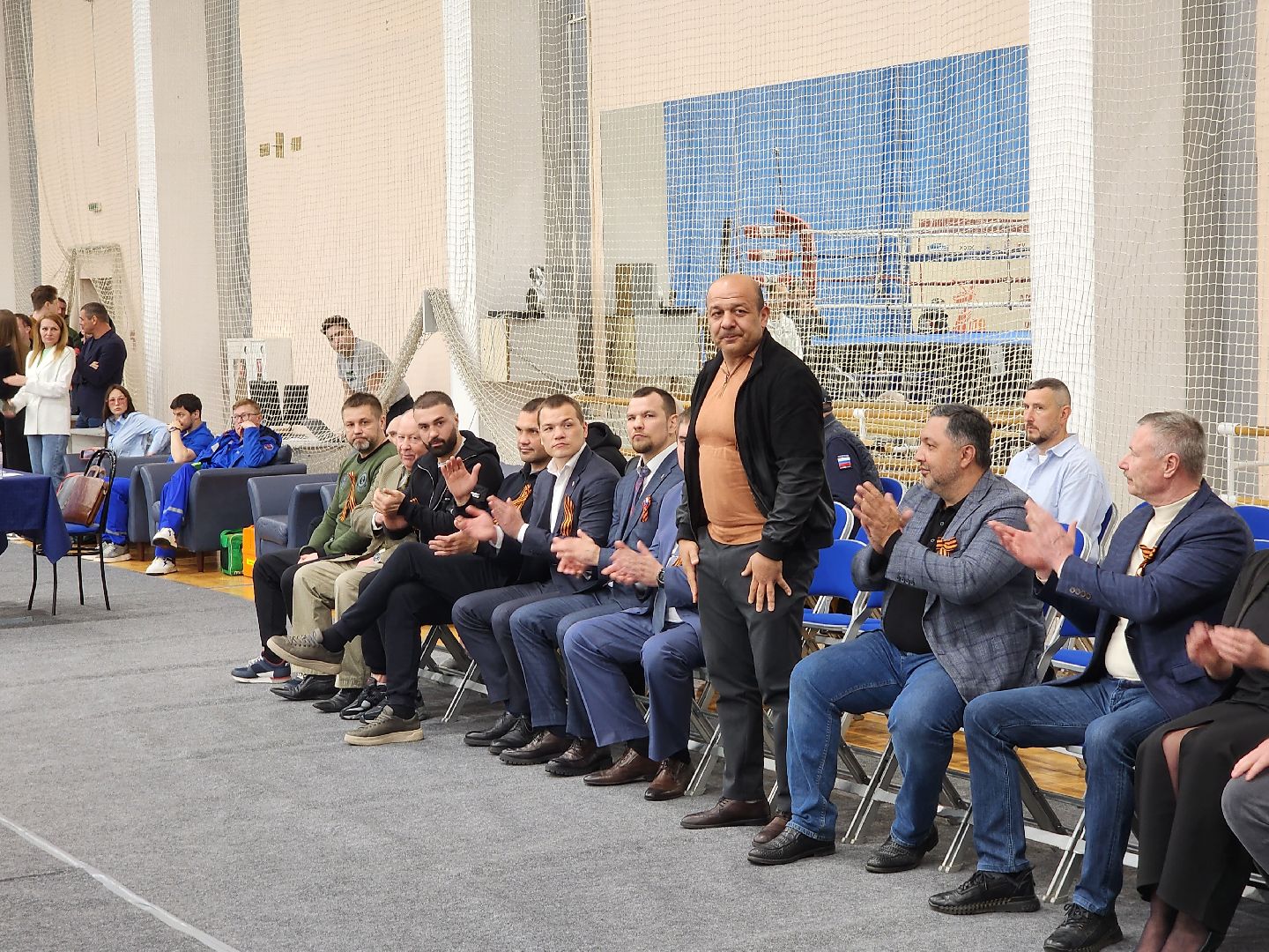 Чехов, дворец спорта олимпийский, первенство России по боксу, юниоры и юниорки, разные весовые категории, соревнования, состязания, 17-18 лет, Денис Лебедев, Александр Поветкин,