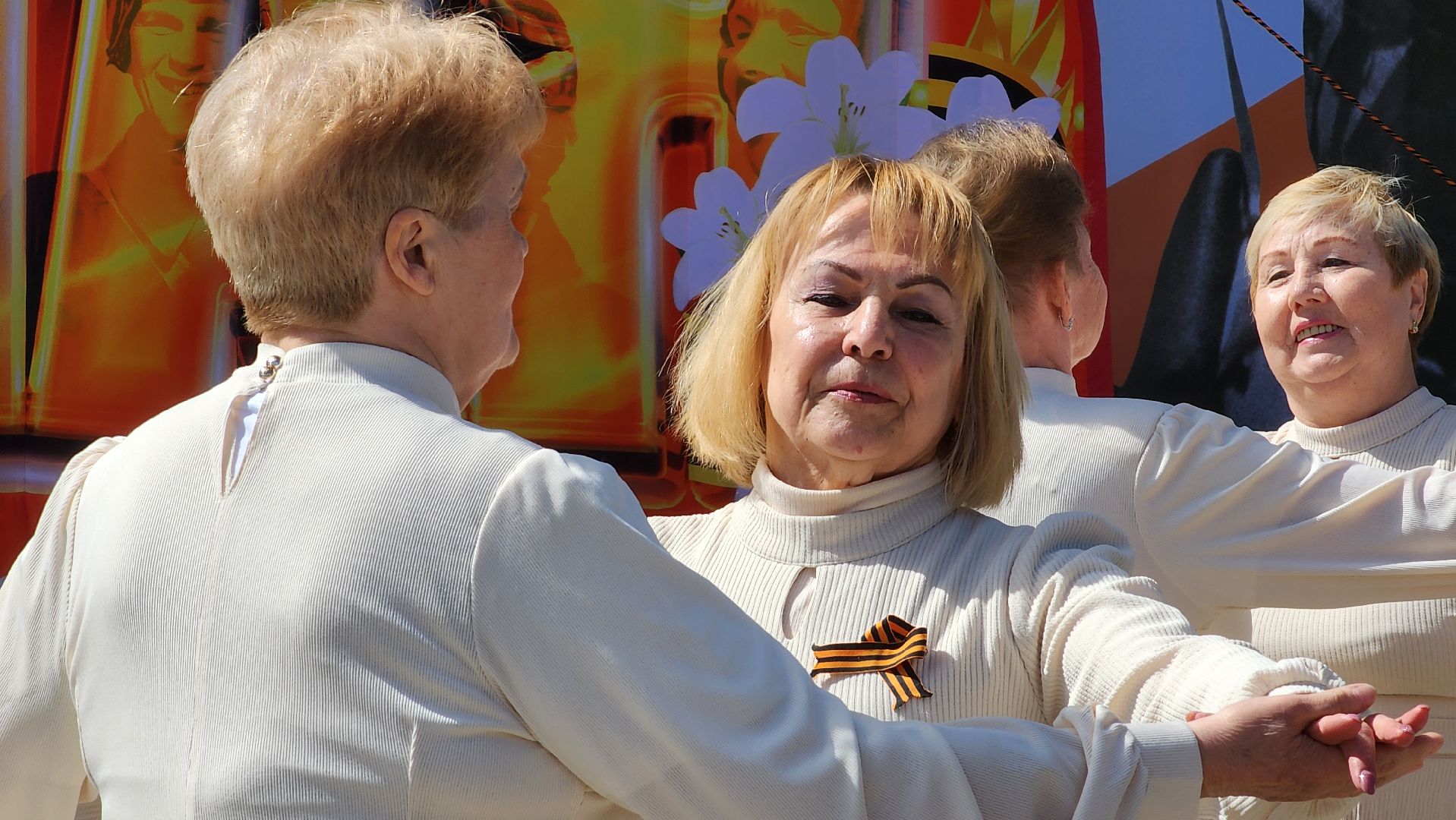 вальс победы, танцевальный флешмоб, день победы,  рабочий поселок обухово, богородский городской округ,