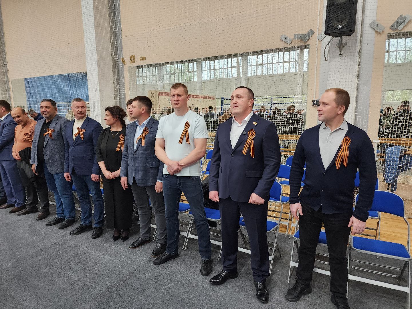 Чехов, всероссийская акция, Георгиевская ленточка, раздача ленточек, символ Победы, День Победы, юбилей, первенство России по боксу, Денис Лебедев, Александр Поветкин, братья Чудиновы, зам главы округа Виталий Шишкин,