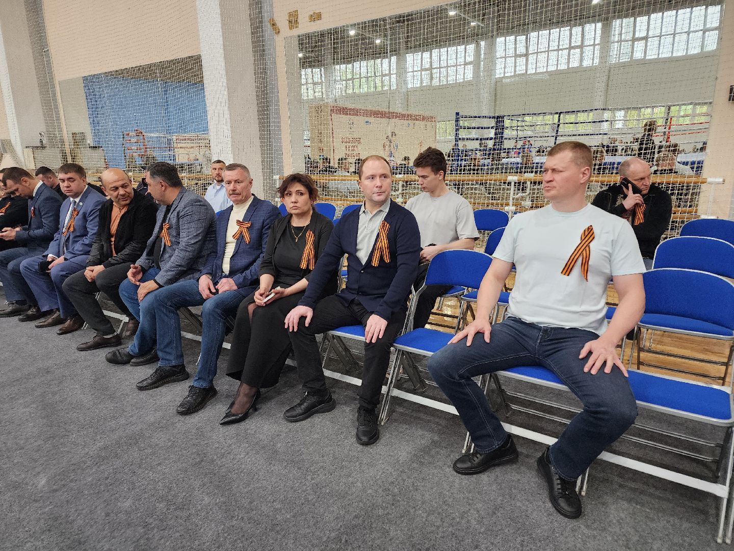 Чехов, всероссийская акция, Георгиевская ленточка, раздача ленточек, символ Победы, День Победы, юбилей, первенство России по боксу, Денис Лебедев, Александр Поветкин, братья Чудиновы, зам главы округа Виталий Шишкин,