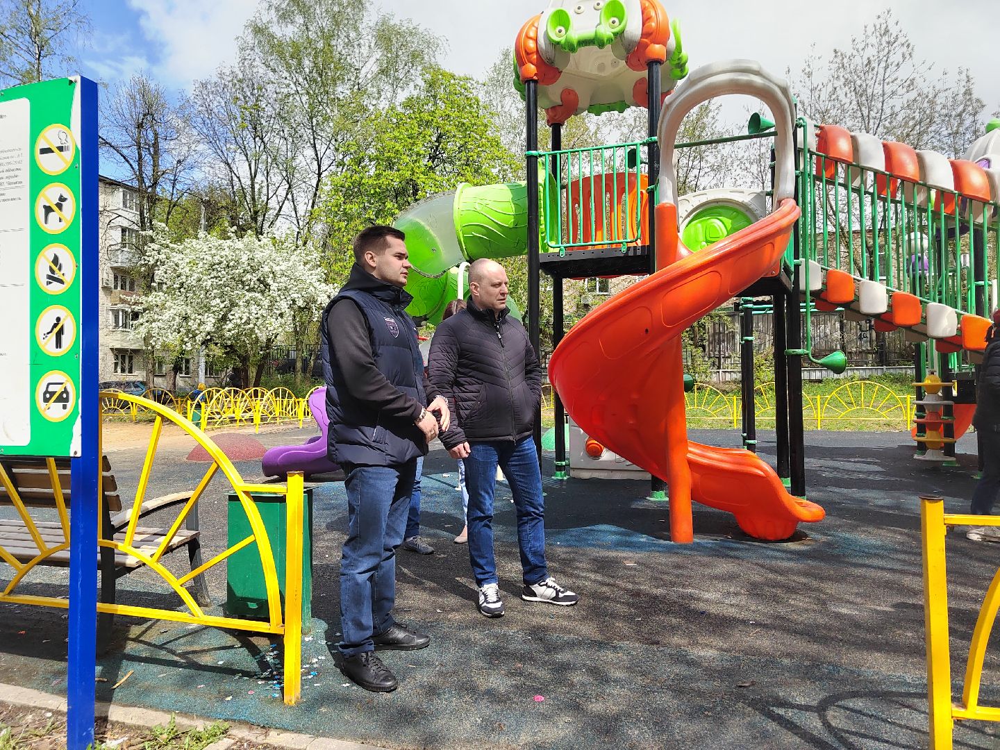 Пушкино, Ивантеевка, Пушкинский округ, благоустройство, жкх, мкд, чистый двор, весна в Подмосковье