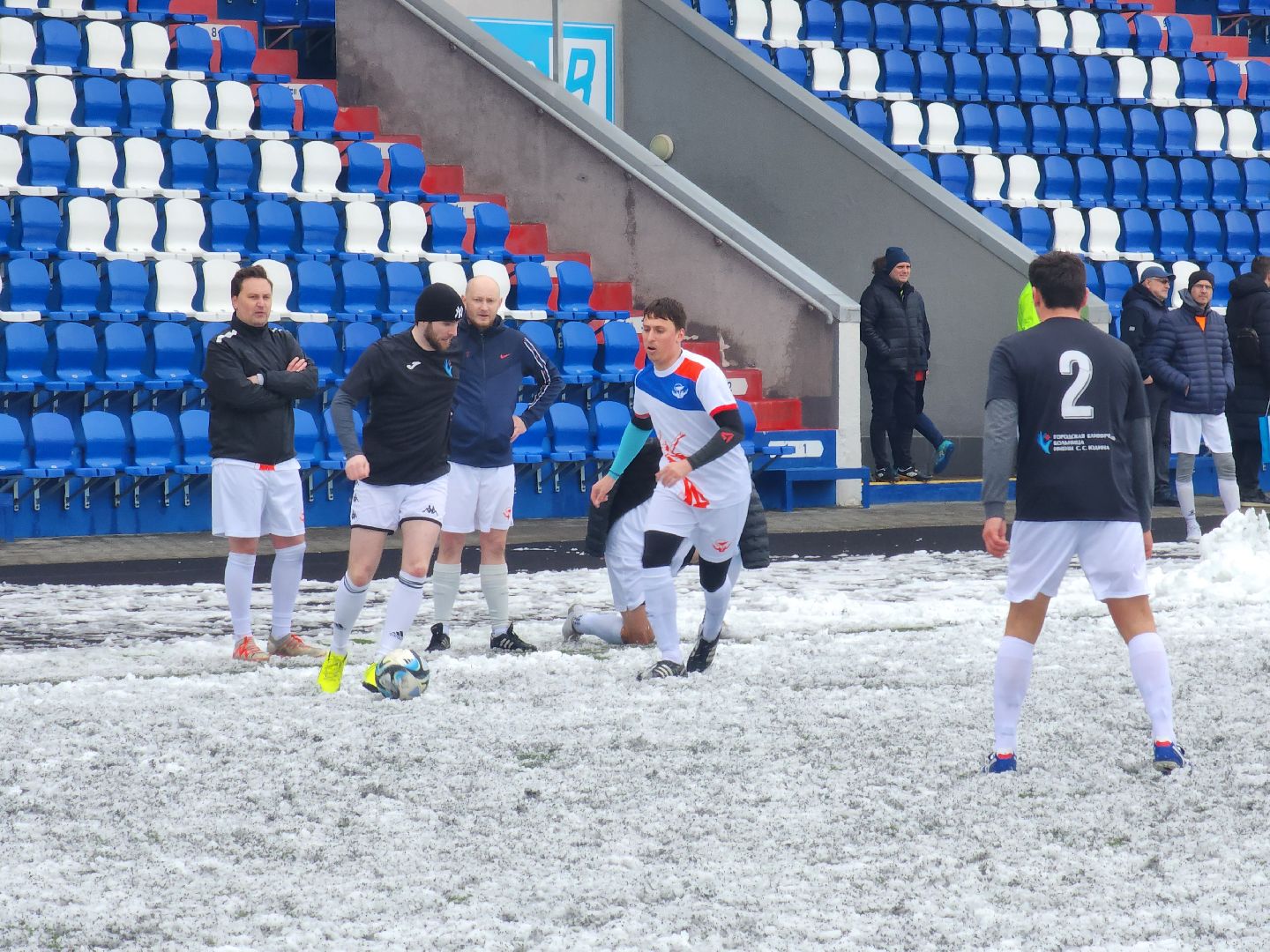 королёв, стадион вымпел в королеве, кубок россии по мини-футболу среди врачей, всероссийский турнир по мини-футболу в королеве,