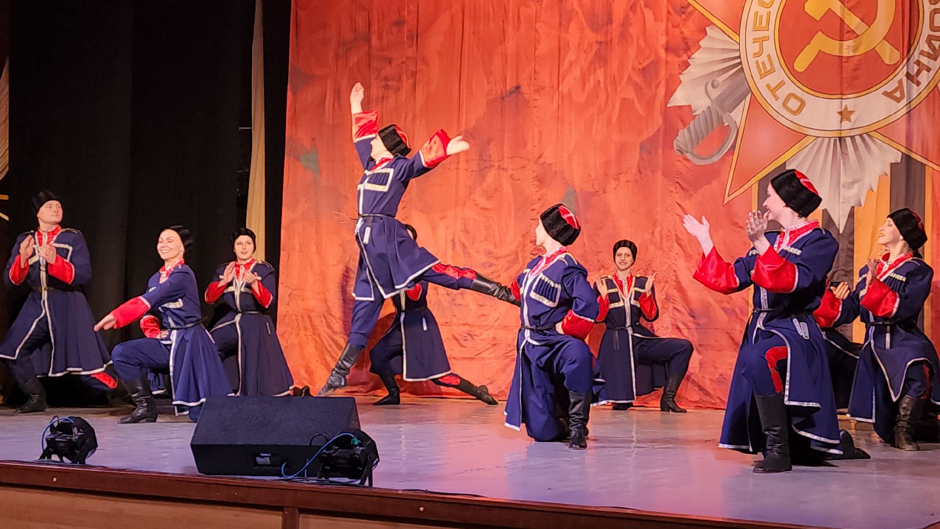 пушкино, концерт, 9 мая, день победы, творческие коллективы, творческие номера, ветераны, узники концлагерей, блокадники,