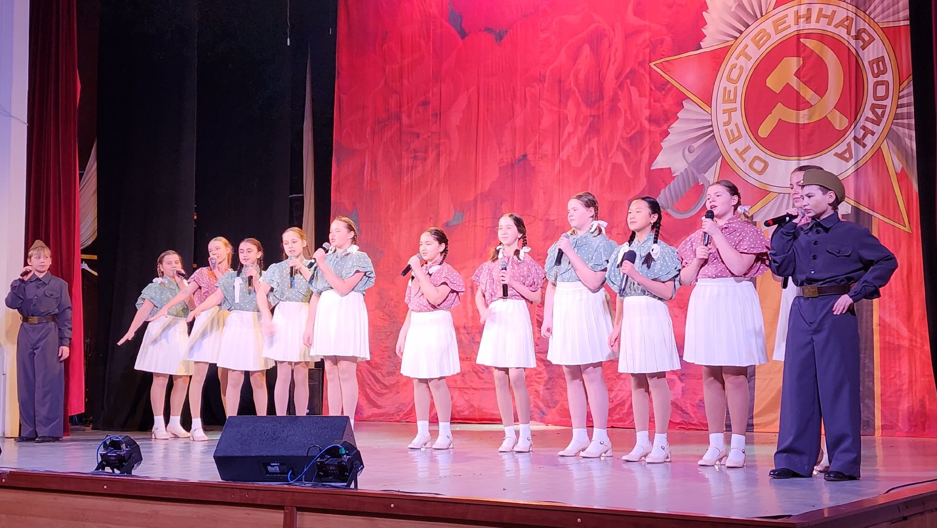 пушкино, концерт, 9 мая, день победы, творческие коллективы, творческие номера, ветераны, узники концлагерей, блокадники,