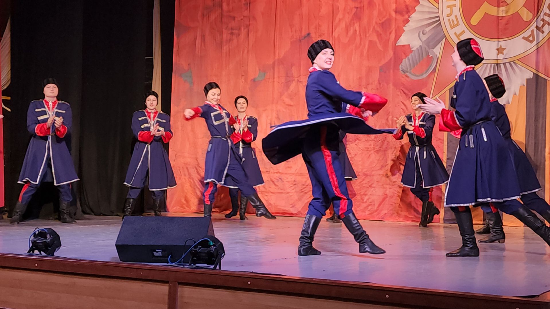 пушкино, концерт, 9 мая, день победы, творческие коллективы, творческие номера, ветераны, узники концлагерей, блокадники,