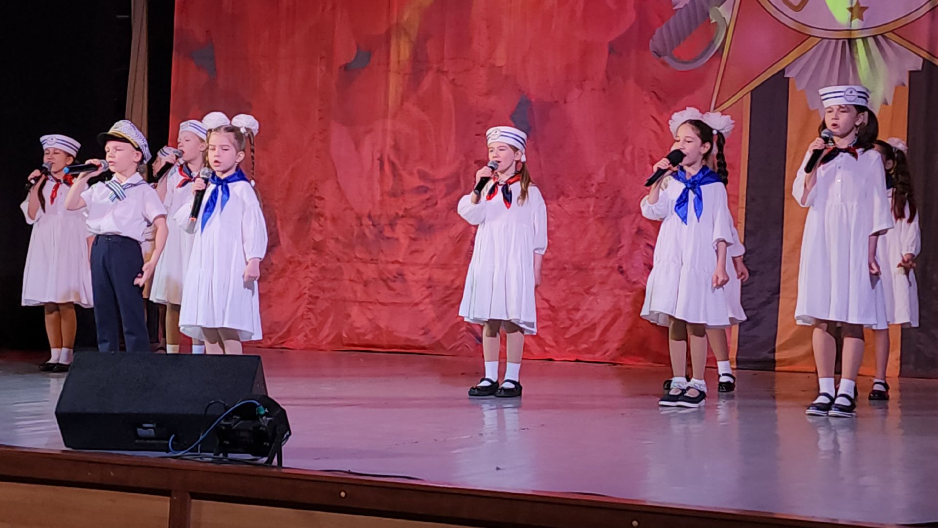 пушкино, концерт, 9 мая, день победы, творческие коллективы, творческие номера, ветераны, узники концлагерей, блокадники,