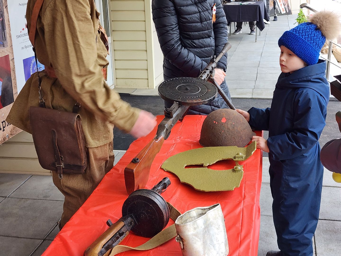 сергиев посад, театральный ковчег в дубраве, фестиваль, военно-патриотический фестиваль, ветераны, поисковый отряд пересвет, плацдарм,