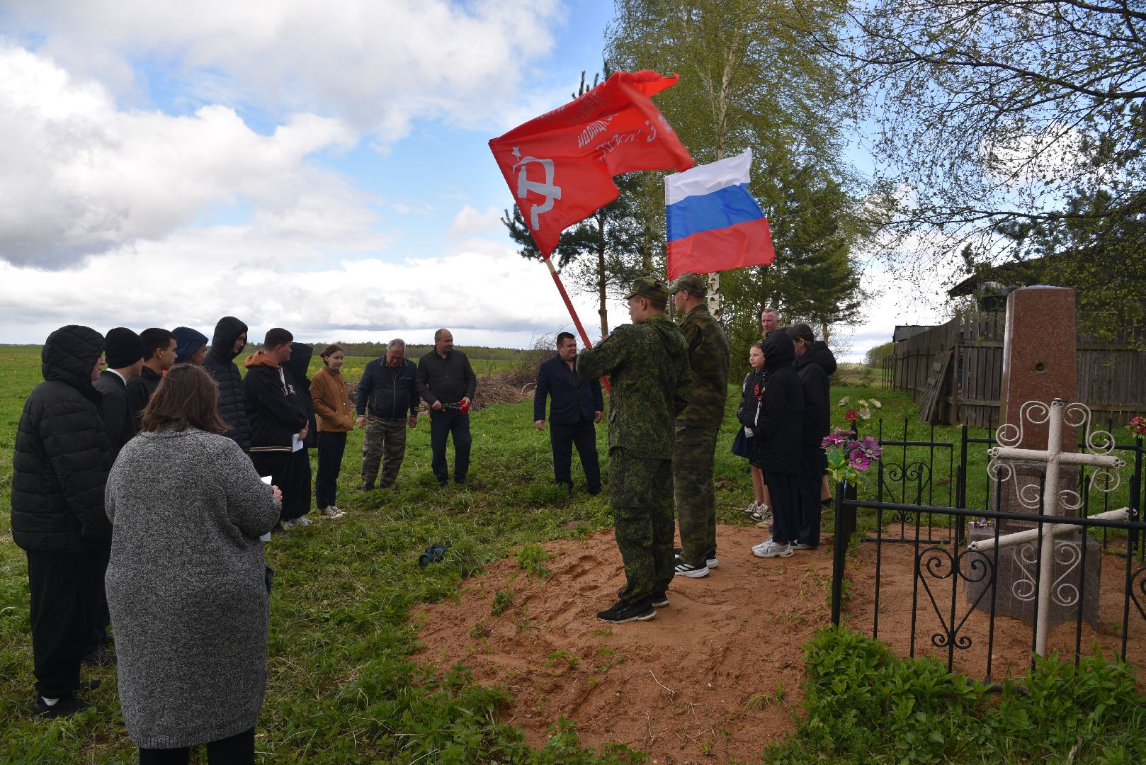 лотошино, день победы, великая отечественная война, братская могила,