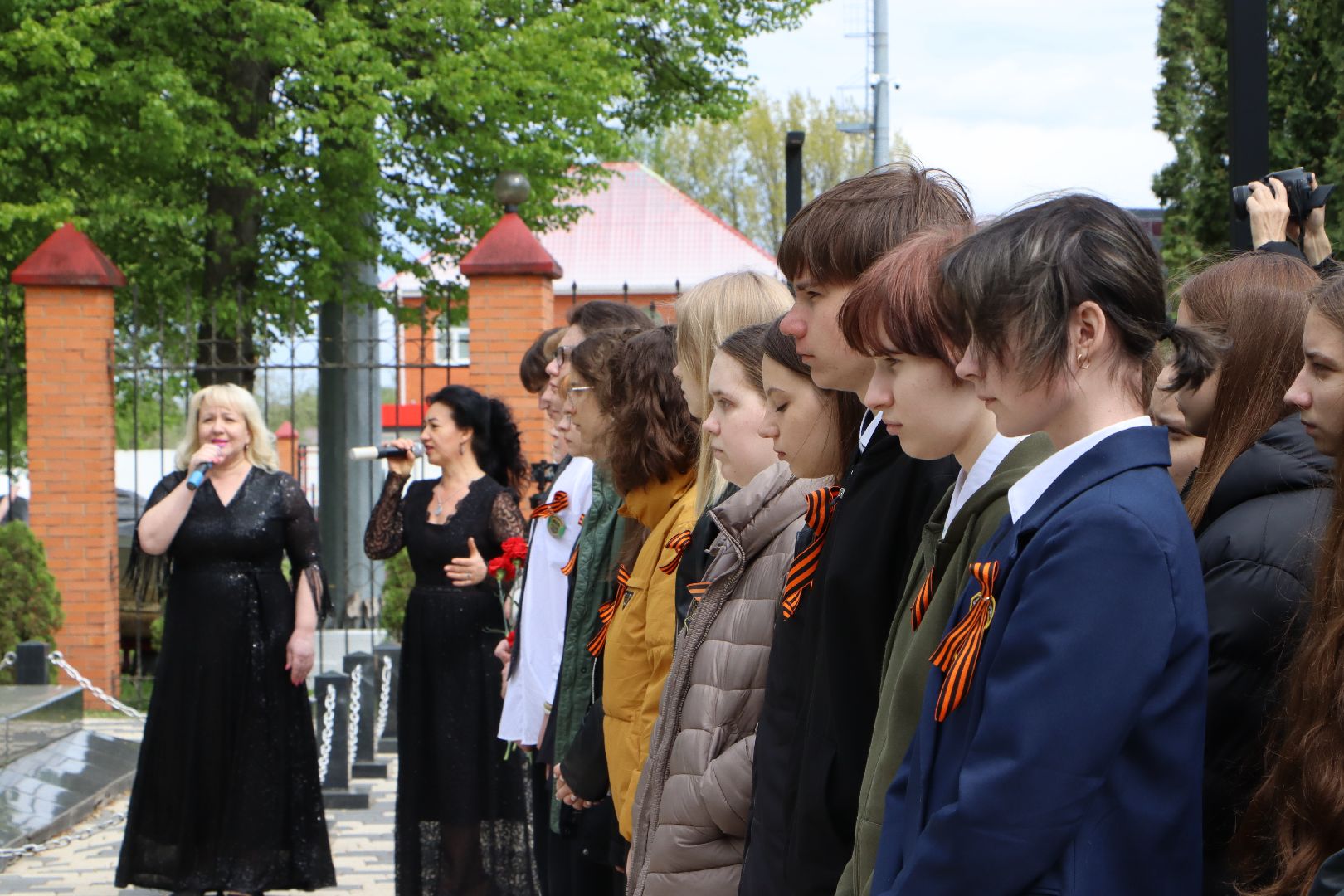 вахта памяти, наследники победы,  братская могила, серебряные пруды, школа чуйкова,