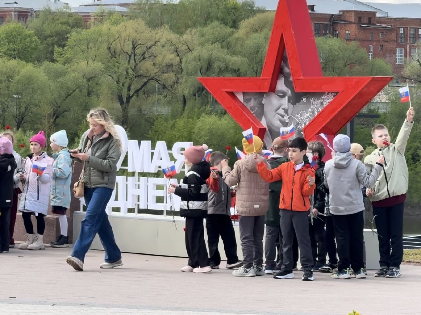 раменское , вечный огонь, Площадь победы, 9 мая, возложение цветов,