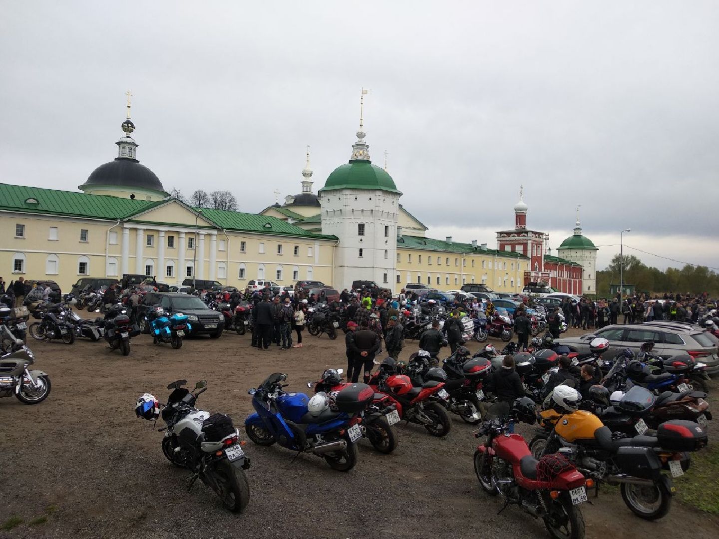 Дмитров, Ночные волки, Николо-Пешношский монастырь, мотосезон