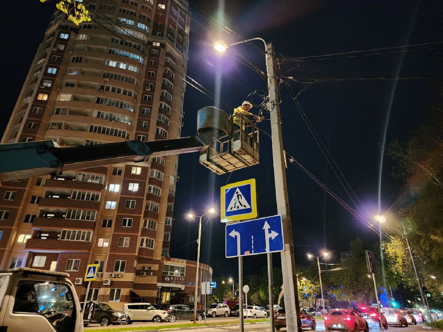 солнечногорск, пешеходный переход, жители, проекционная разметка, дорога,