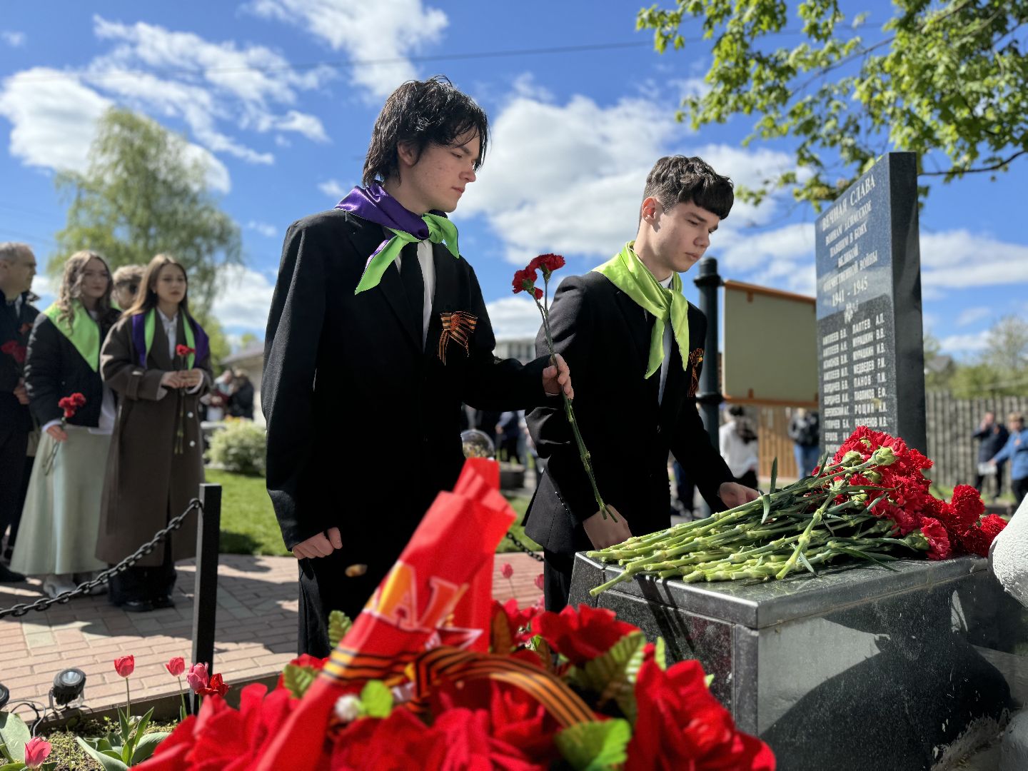 благоустройство , памятник воинам-землякам, 80 - летие победы, ленинский городской округ,