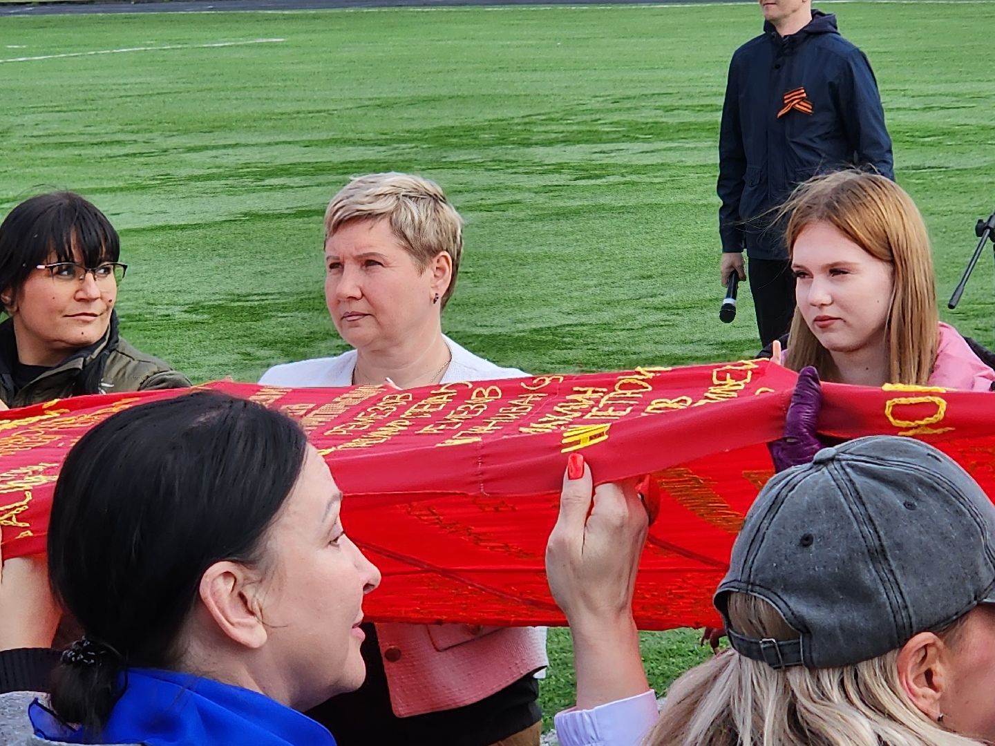 сергиево-посадский городской округ, сергиев посад, знамя памяти, союз женщин россии, 80-летие великой победы,