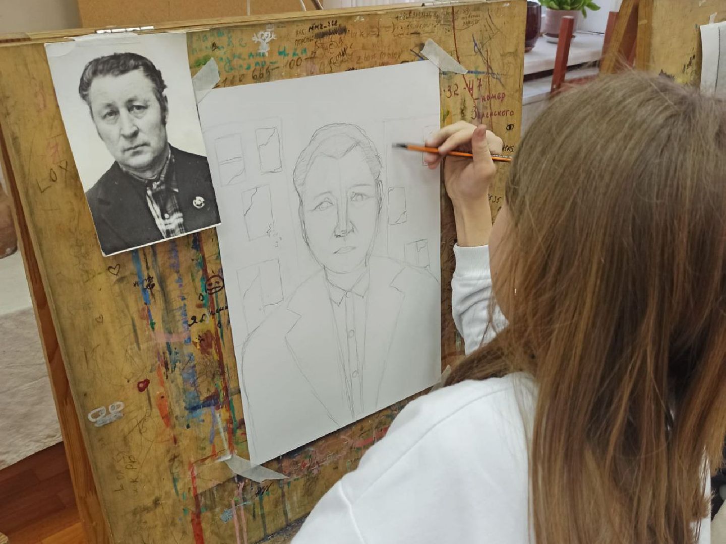 дубна, библиотека семейного чтения, день победы, выставка,