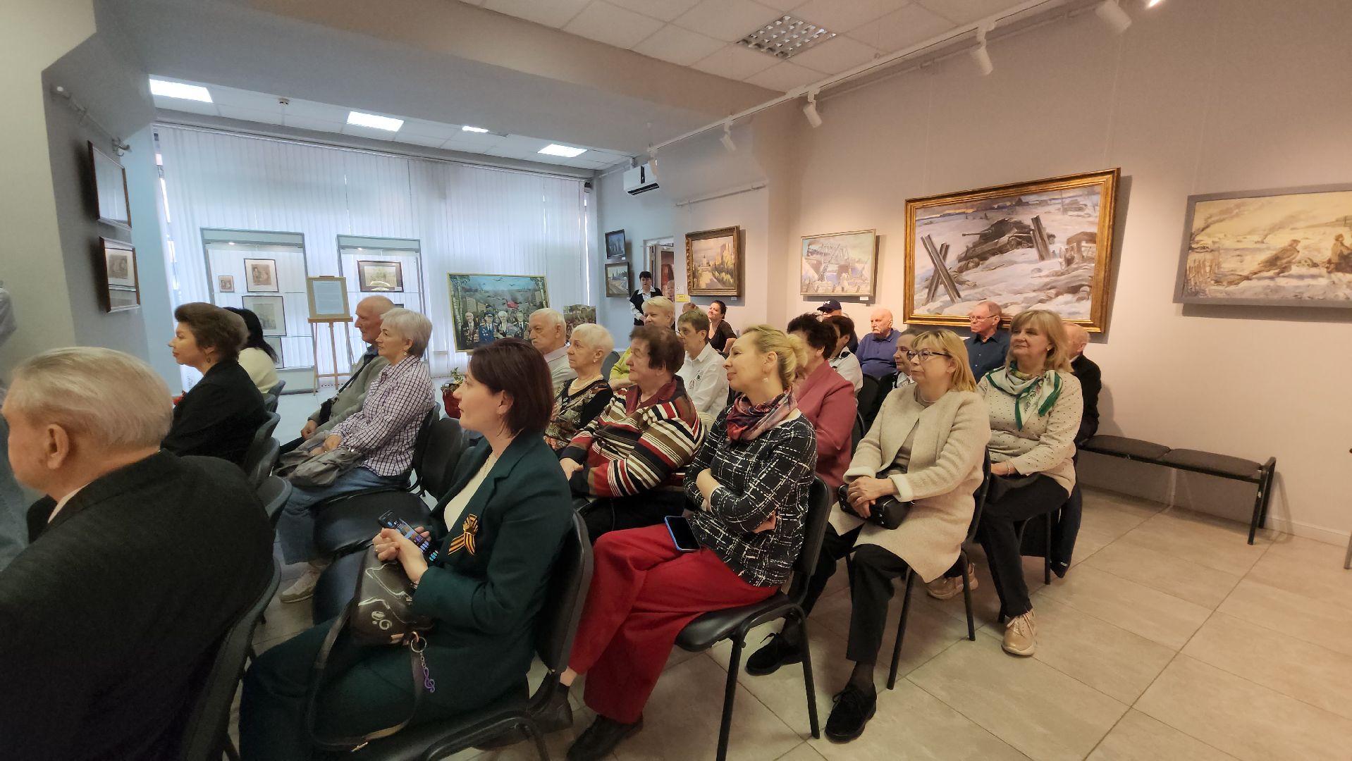 Картины , 80 - летие победы, Выставка , Лобня,