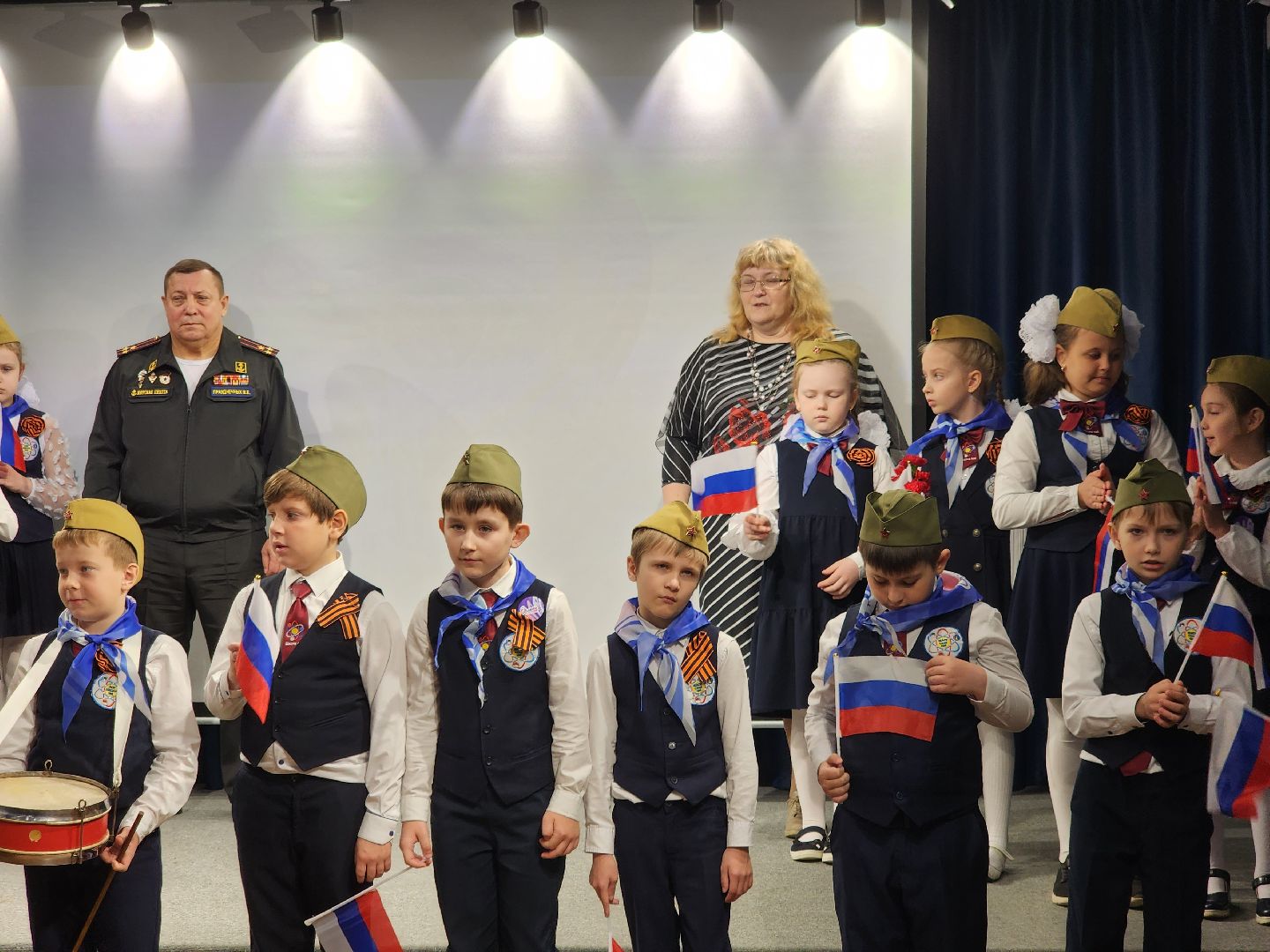 долгопрудный, центральная модельная библиотека, боевое братство, виноградов,