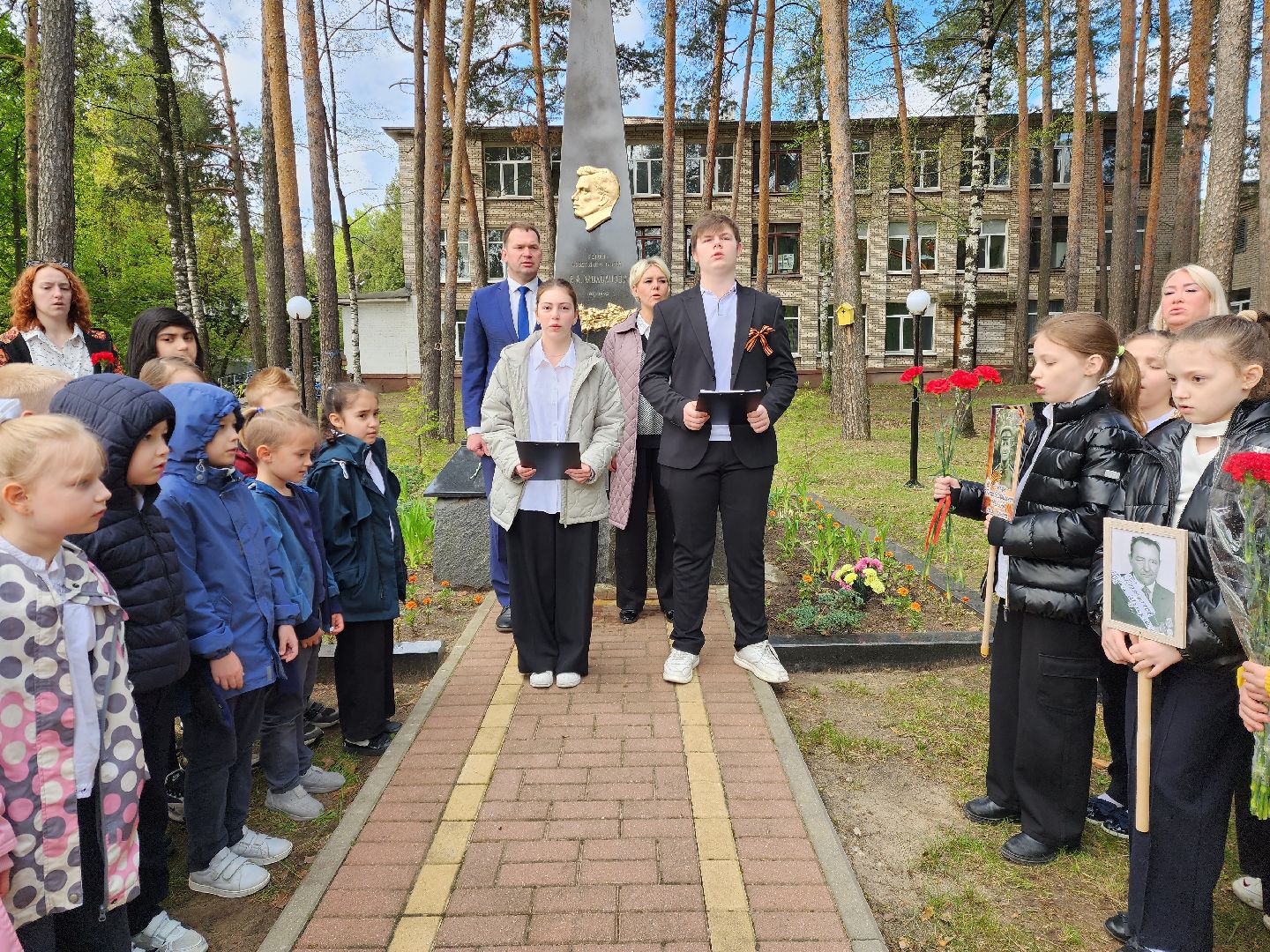 раменское, общество, возложение цветов к обелиску герою великой отечественной войны , мероприятие на территории кратовской школы 98,