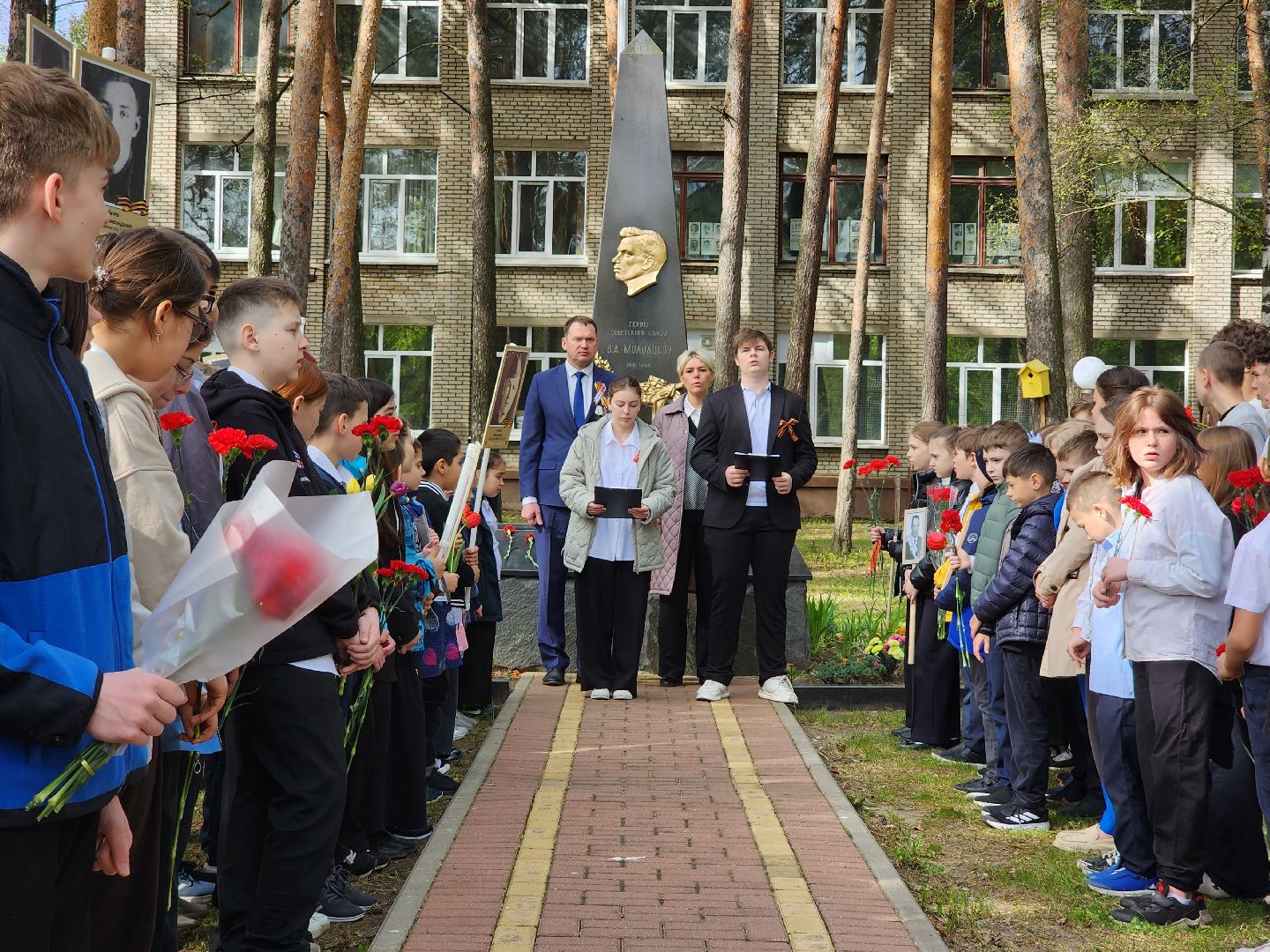 раменское, общество, возложение цветов к обелиску герою великой отечественной войны , мероприятие на территории кратовской школы 98,