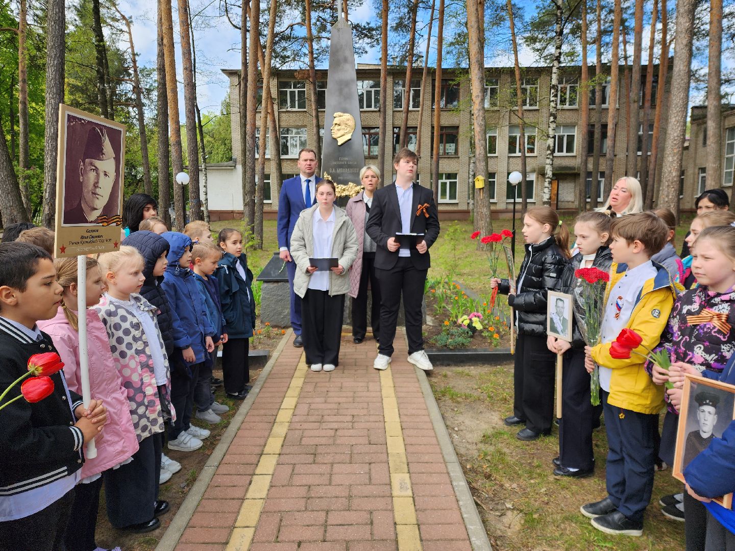 раменское, общество, возложение цветов к обелиску герою великой отечественной войны , мероприятие на территории кратовской школы 98,