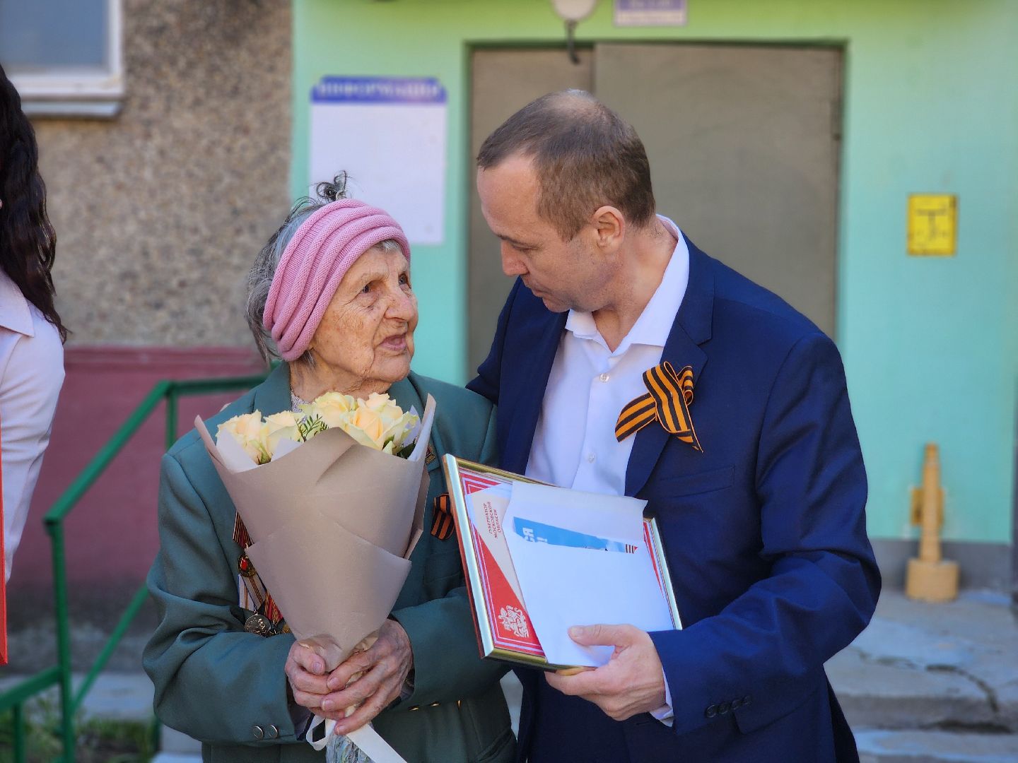 воскресенск , таблички в честь ветеранов вов, день победы,