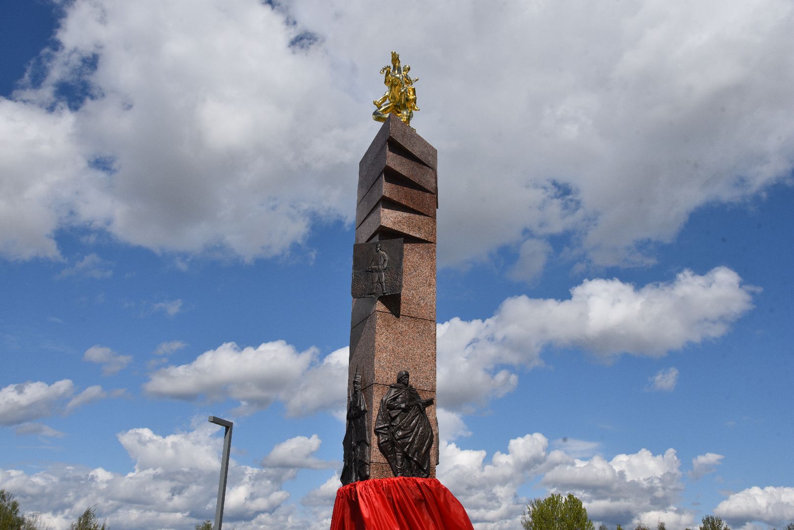 лотошино, стела населенный пункт воинской доблести, день победы,