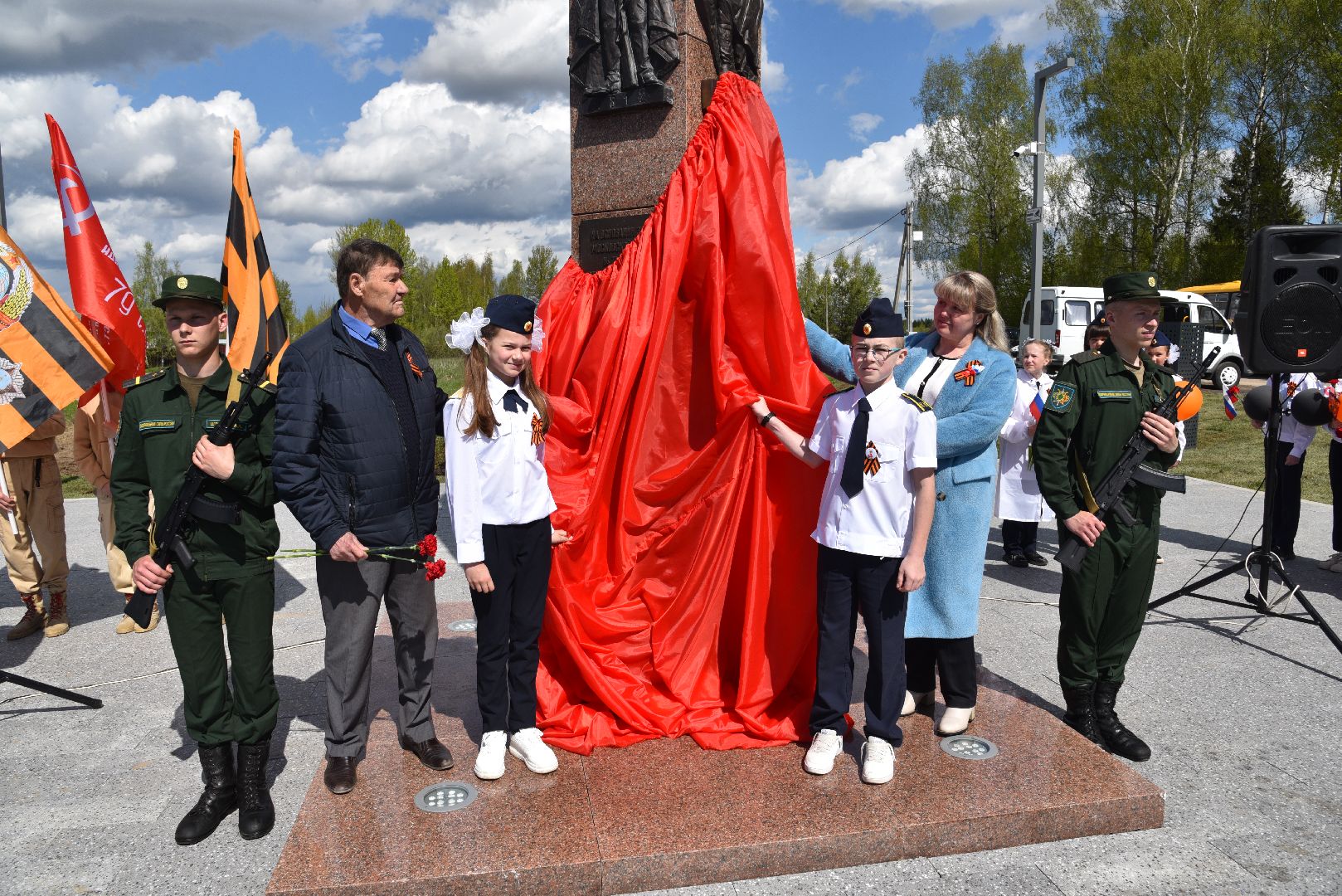лотошино, стела населенный пункт воинской доблести, день победы,