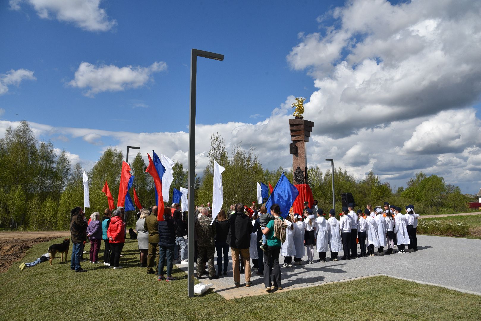 лотошино, стела населенный пункт воинской доблести, день победы,