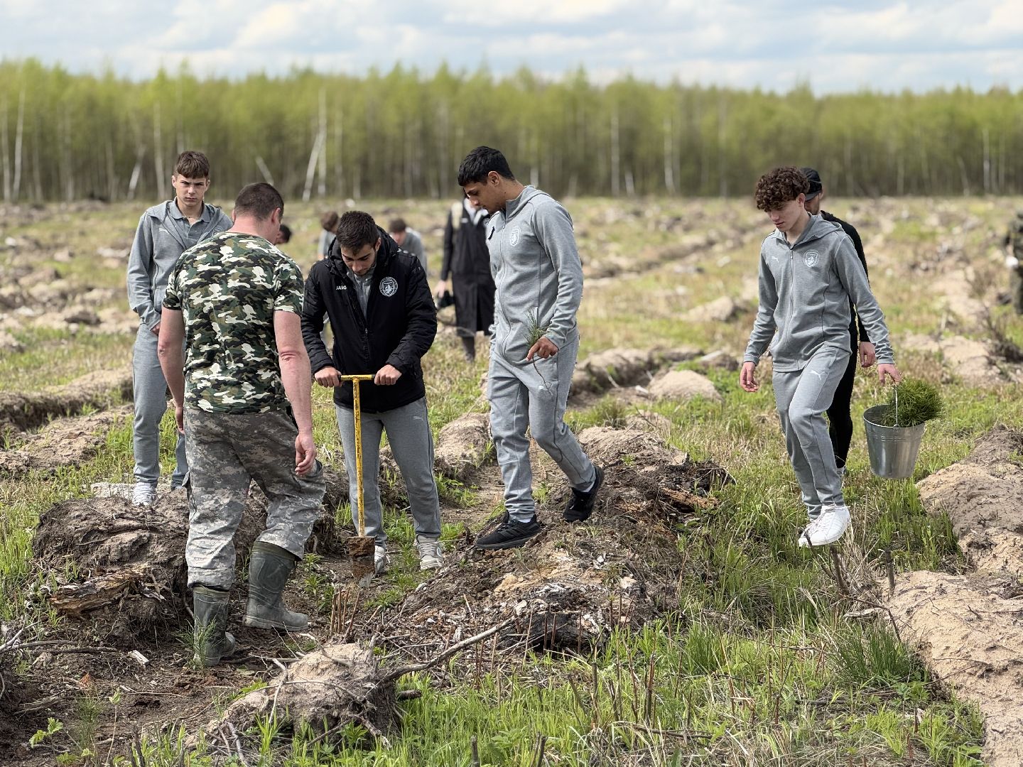 фк родина, балашиха, сад памяти,