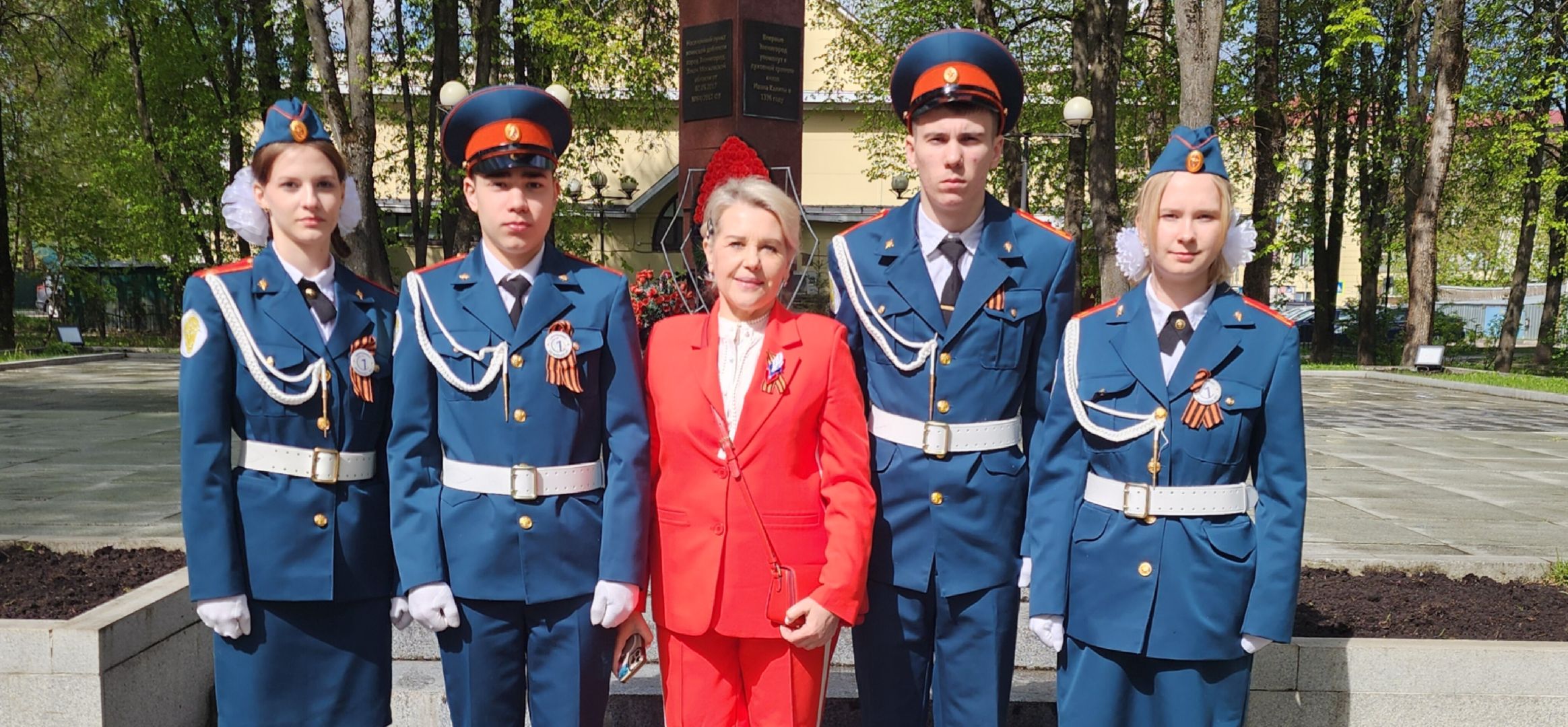 День Победы, Воинские захоронения ,