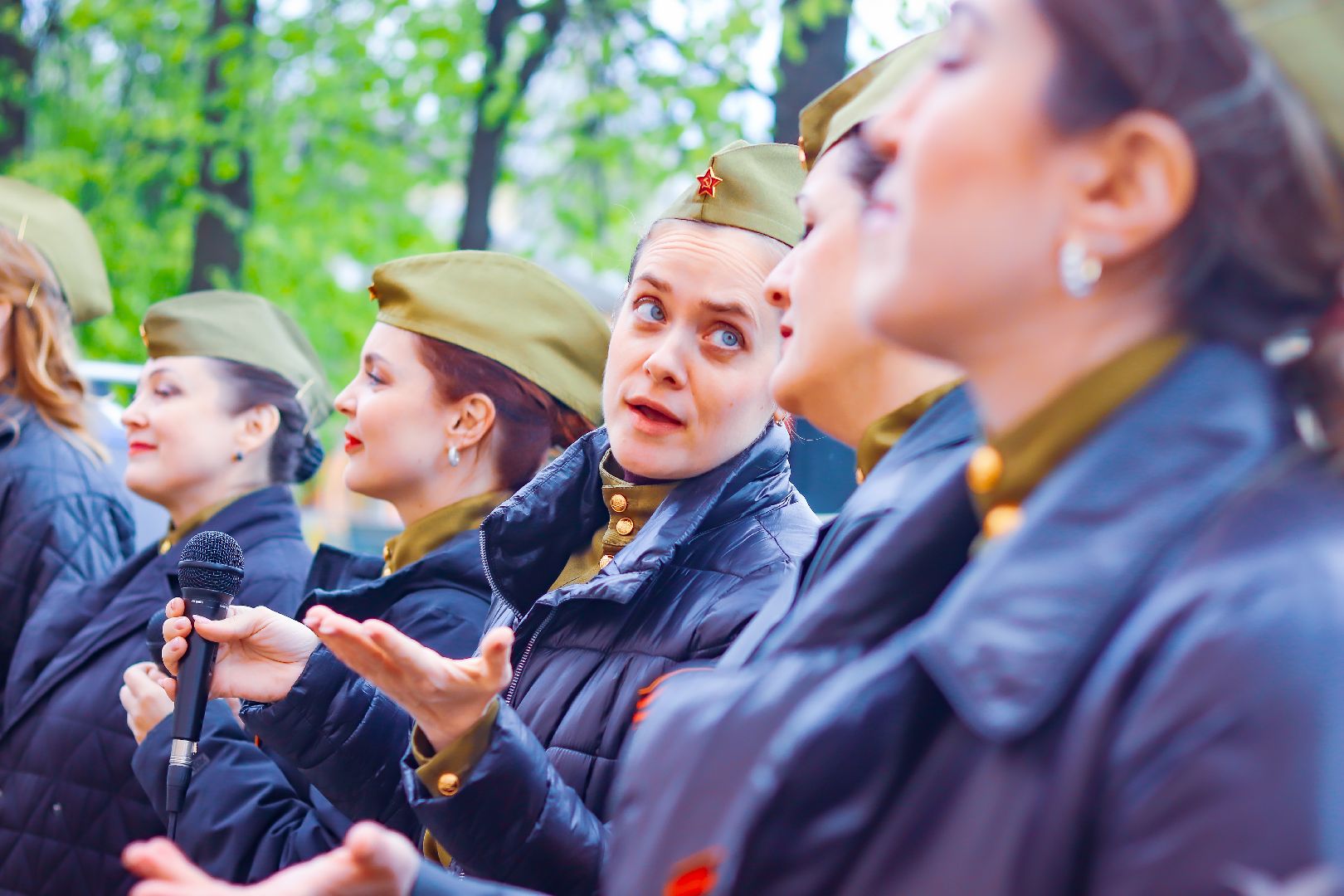 клин, ветераны, день победы, общество, табличка ветерану,