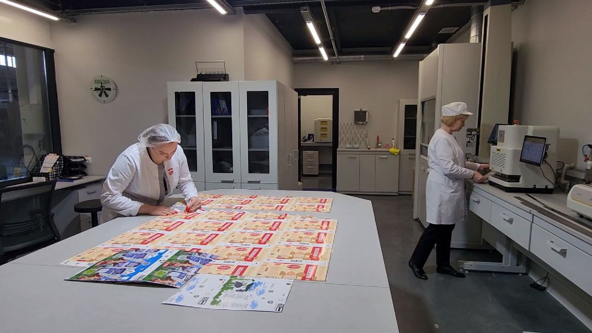 Чехов, завод МолоПак, производство картонной упаковки, служба качества, отдел технического контроля, тесты, проверки, многоэтапная система, качество продукции, сырье и материалы, процессы производства, хранение и отгрузка,