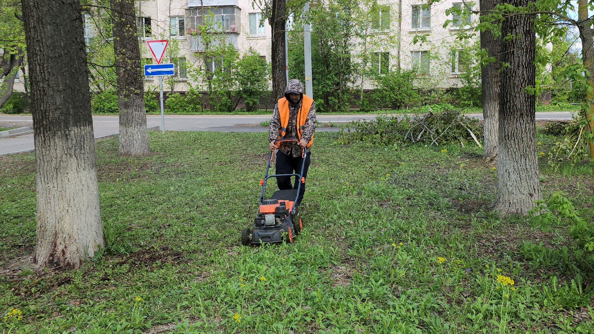 Уборка, Истра,  Уборка улиц,