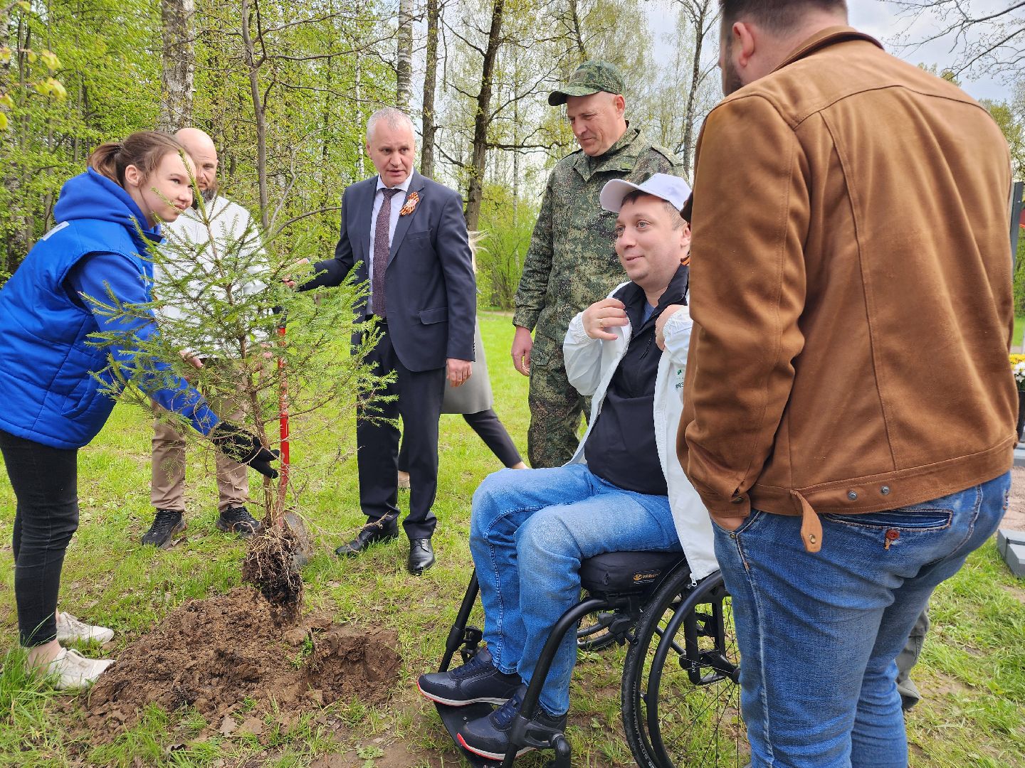 фрязино, акция памяти погибших, посадка деревьев, сво,