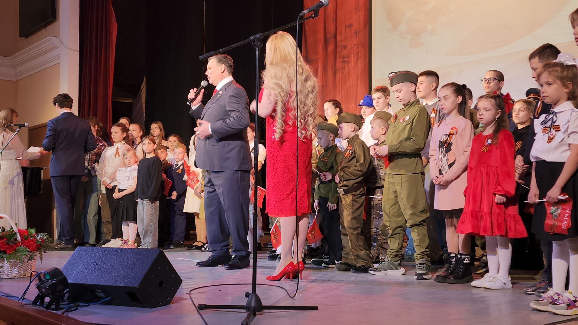 пушкино, вертикалки, день победы, конкурс дн, конкурс песен, конкурс рисунков, компания, сотрудники, 80-летие великой победы, патриотическая акция,