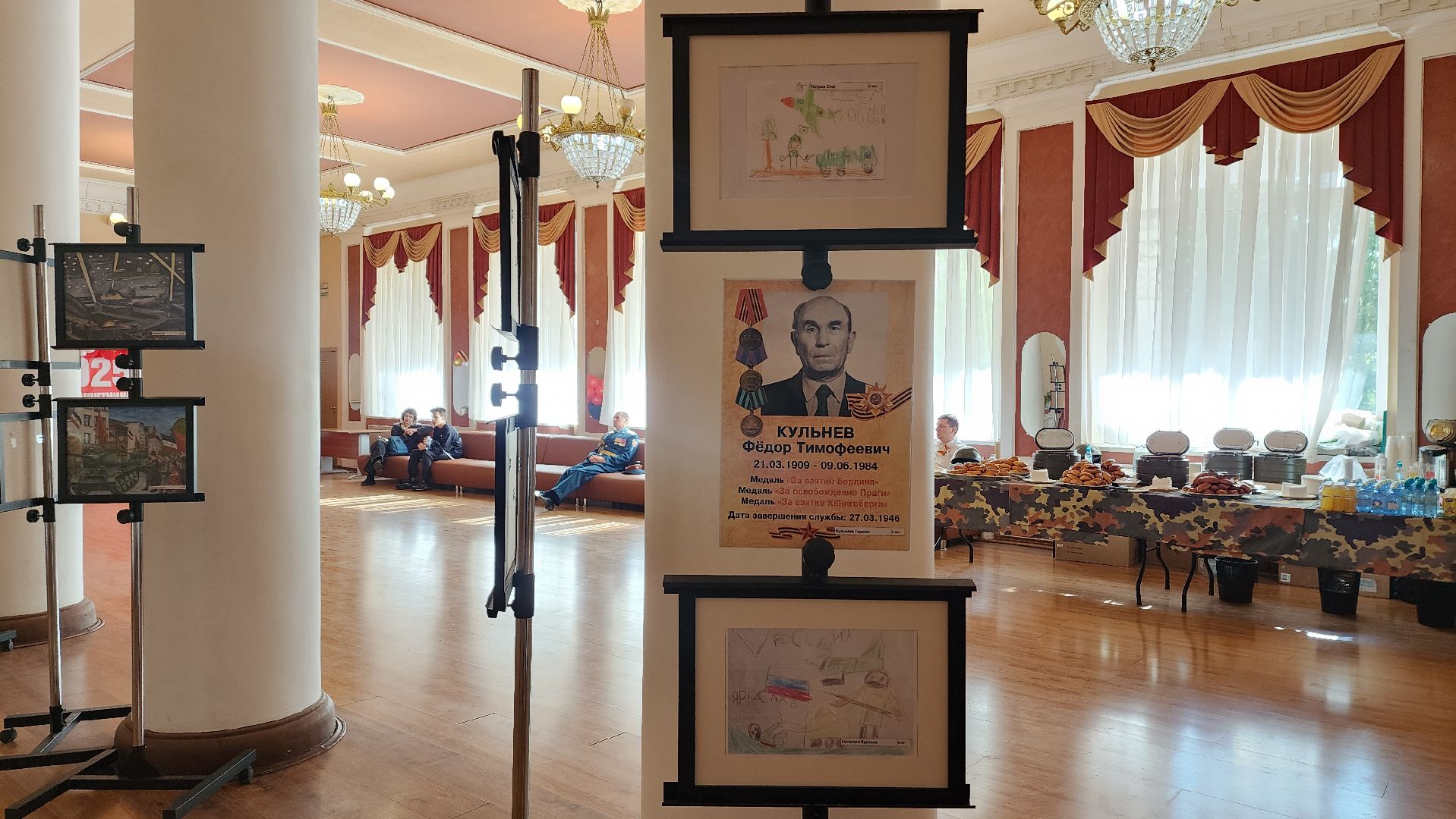 пушкино, вертикалки, детские рисунки, художественная выставка,конкурс для всех,великая отечественная война, 9 мая, день победы, сво, благотворительая акция,