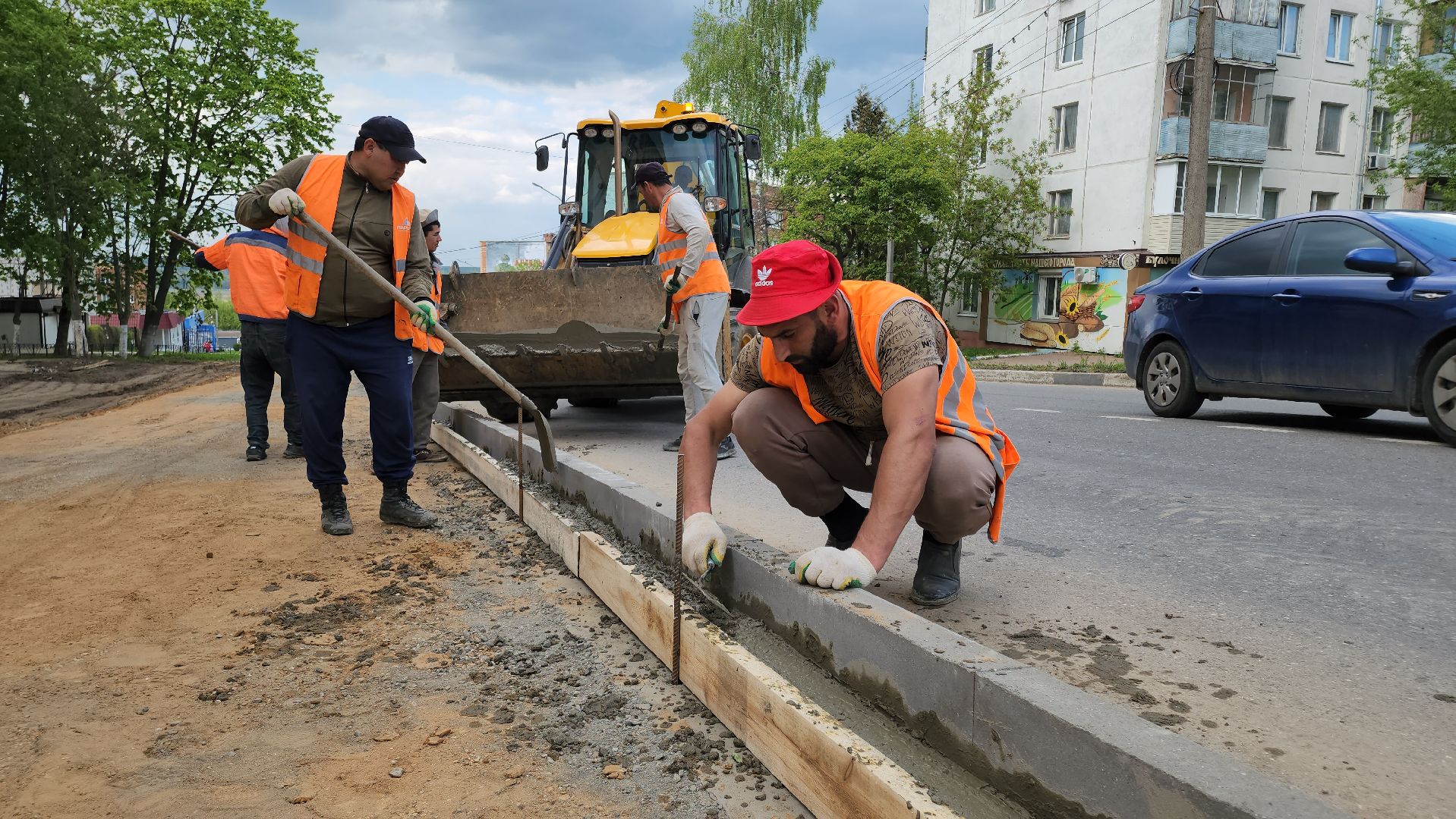 кашира, дороги, тротуар, дорожка, дорожные работы, бортовой камень,