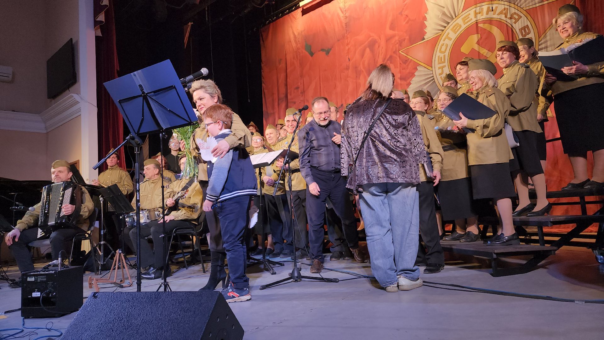 пушкино, хор, день победы, песни военных лет, 80 - летие победы, выступление,патриотизм,великая победа,вертикалки,
