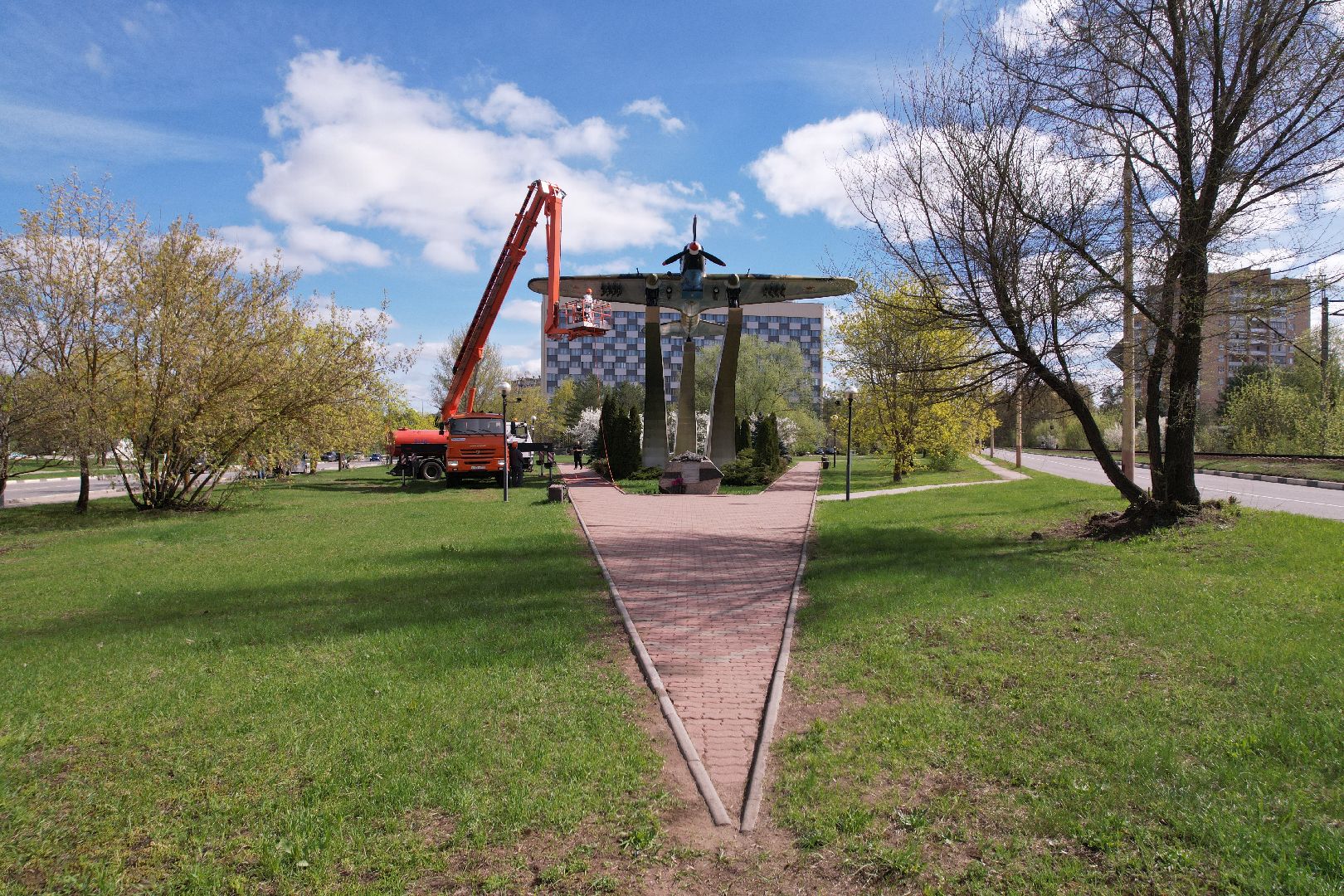 видео с коптера, памятник штурмовику ИЛ-2,