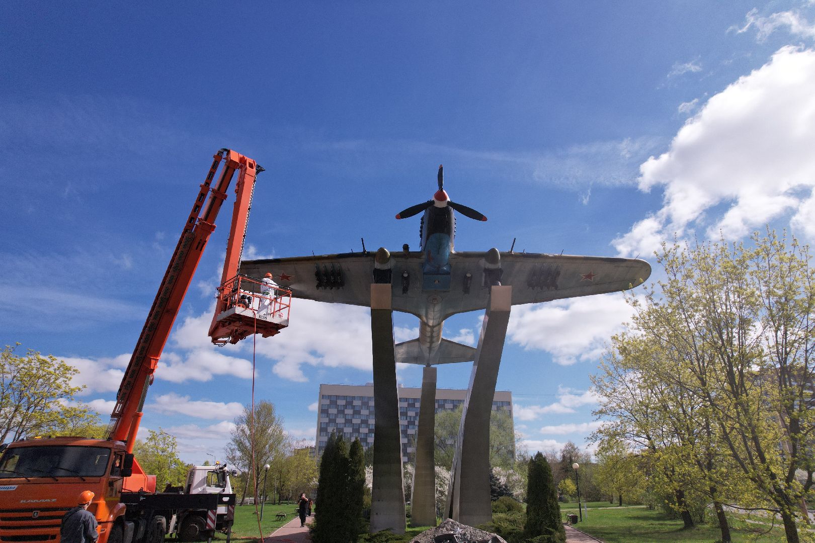 видео с коптера, памятник штурмовику ИЛ-2,